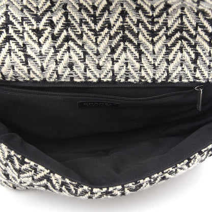 Chanel Tweed Puffy Horizontal Quilted Flap Black White 5 of 9