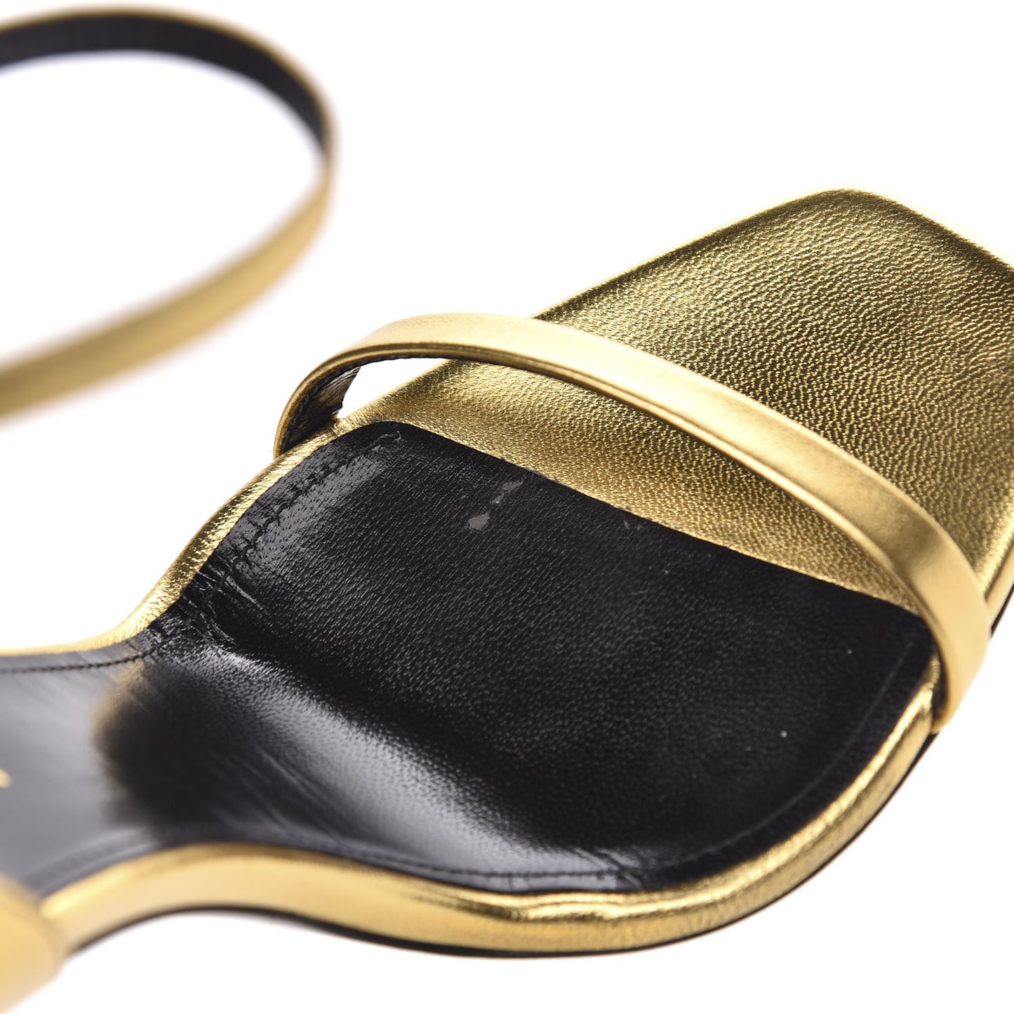 Metallic Lambskin Opyum 110 Sandals 36.5 Oro