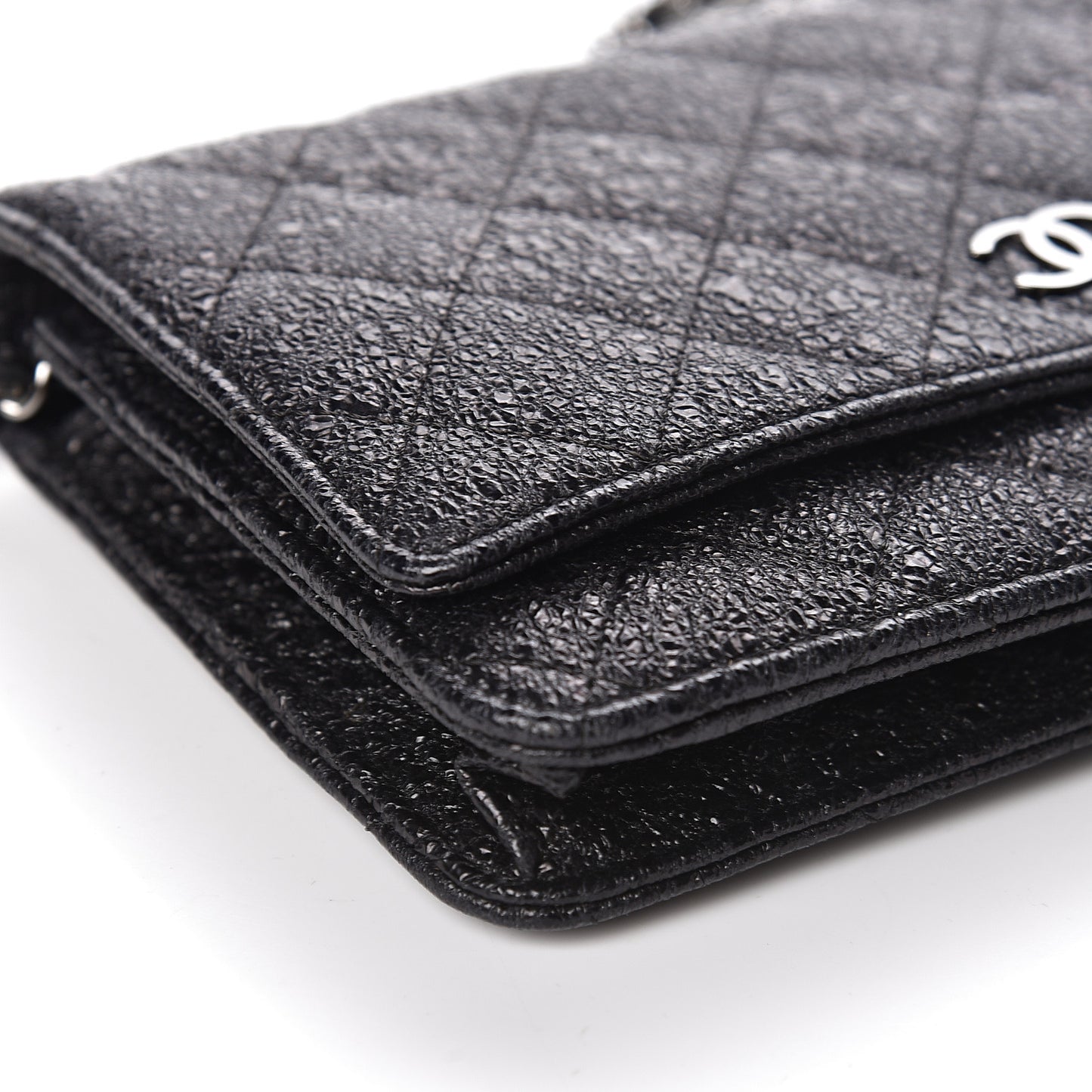 Crackled Calfskin Wallet On Chain WOC Black