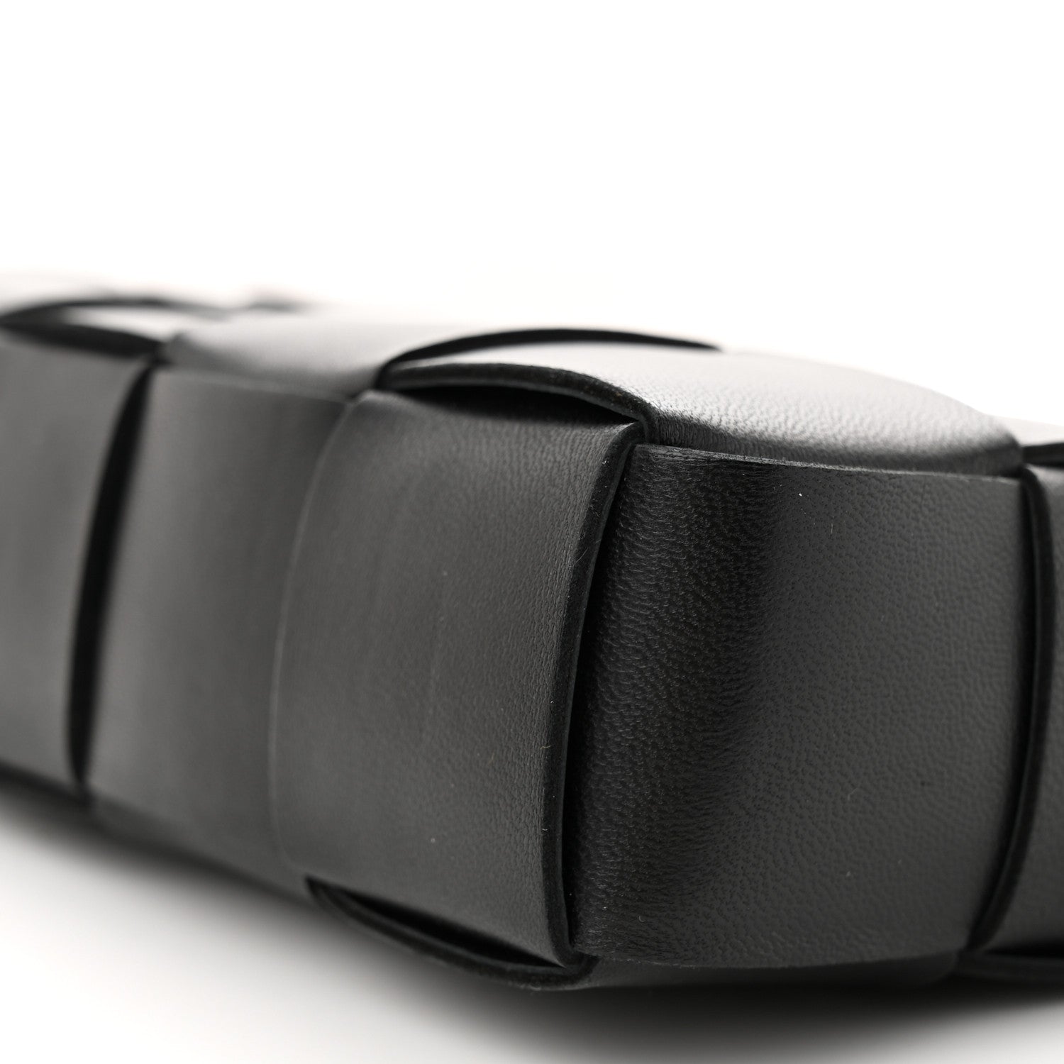 Bottega Veneta Calfskin Maxi Intrecciato Cassette Pouch On Strap Black 9 of 10