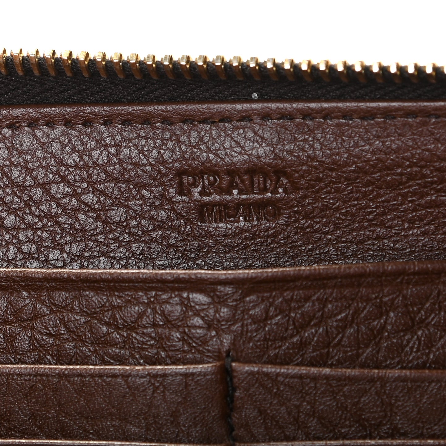 Vitello Daino Zip Around Wallet Cacao