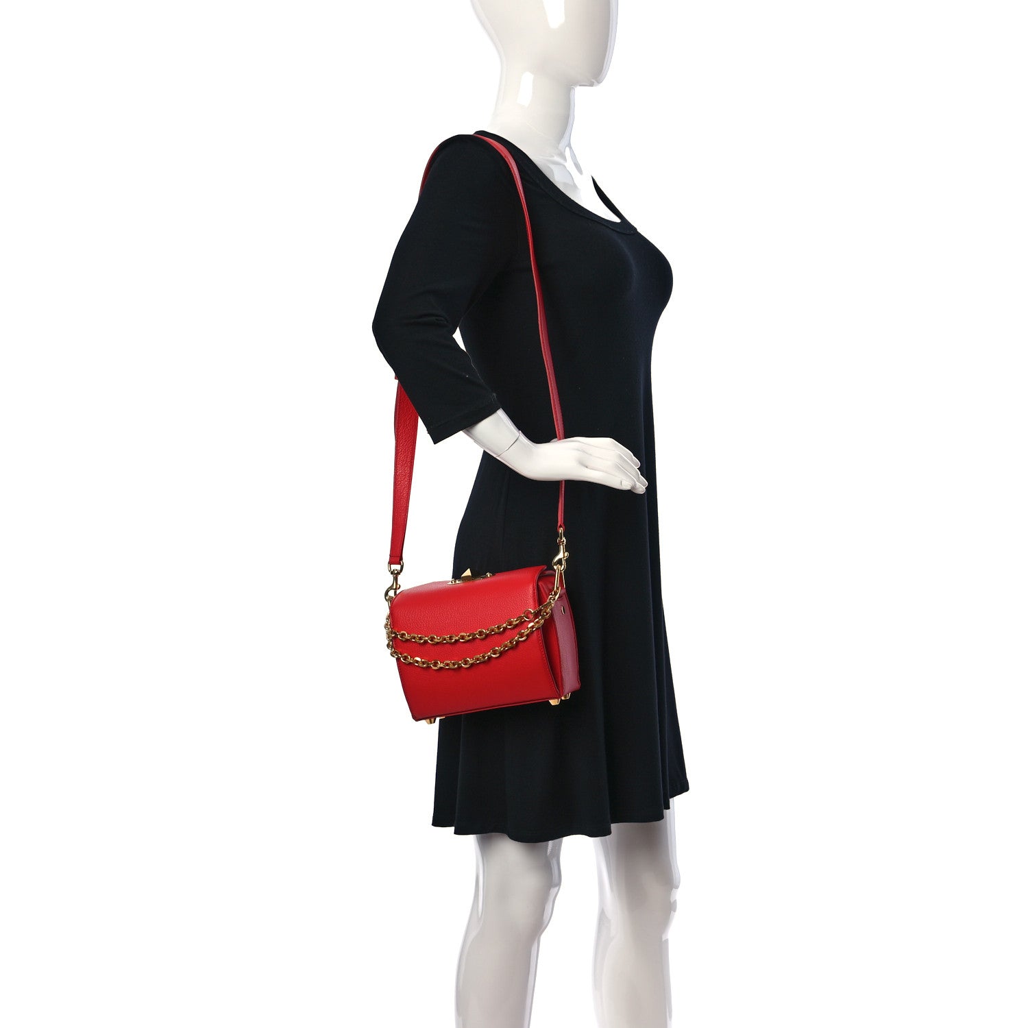 Alexander McQueen Fine Grain Goatskin Box Shoulder Bag 19 Red 3 of 9