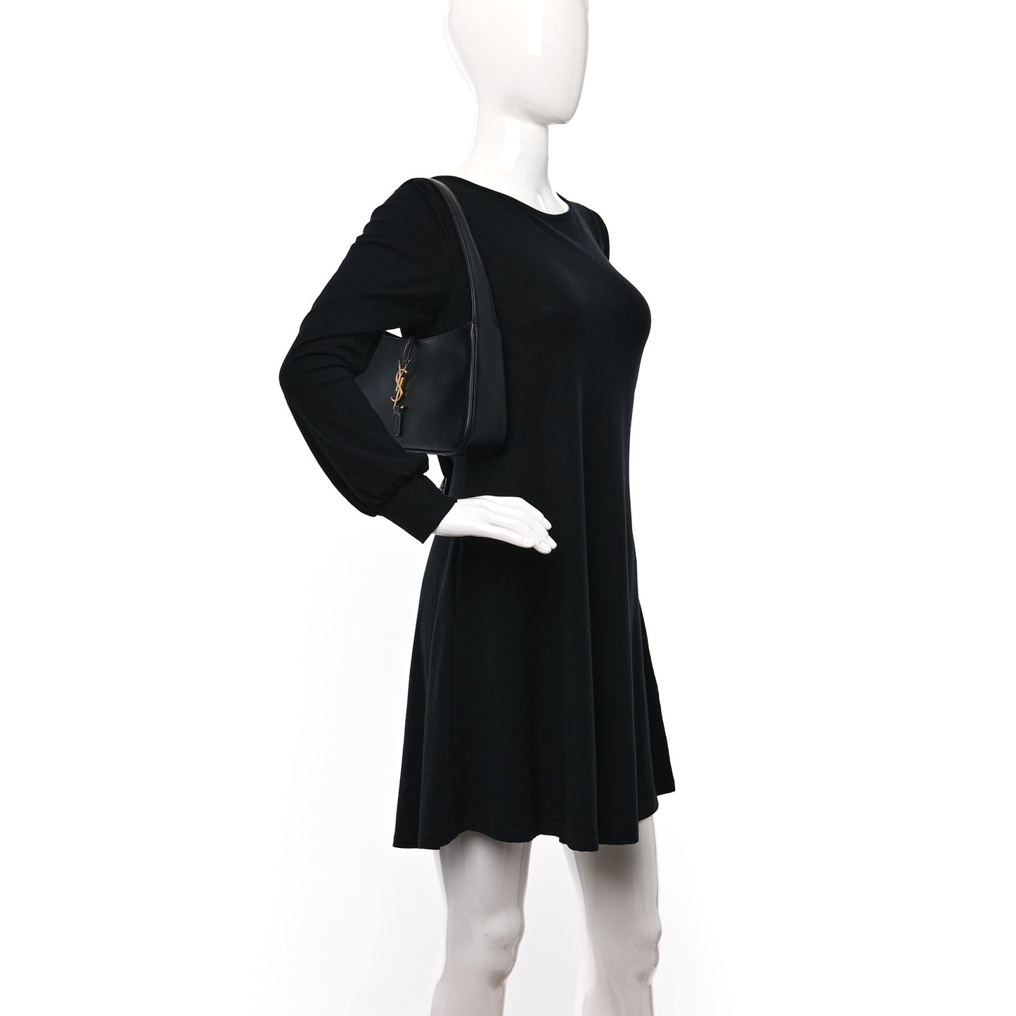 Smooth Calfskin Le 5 A 7 Hobo Black