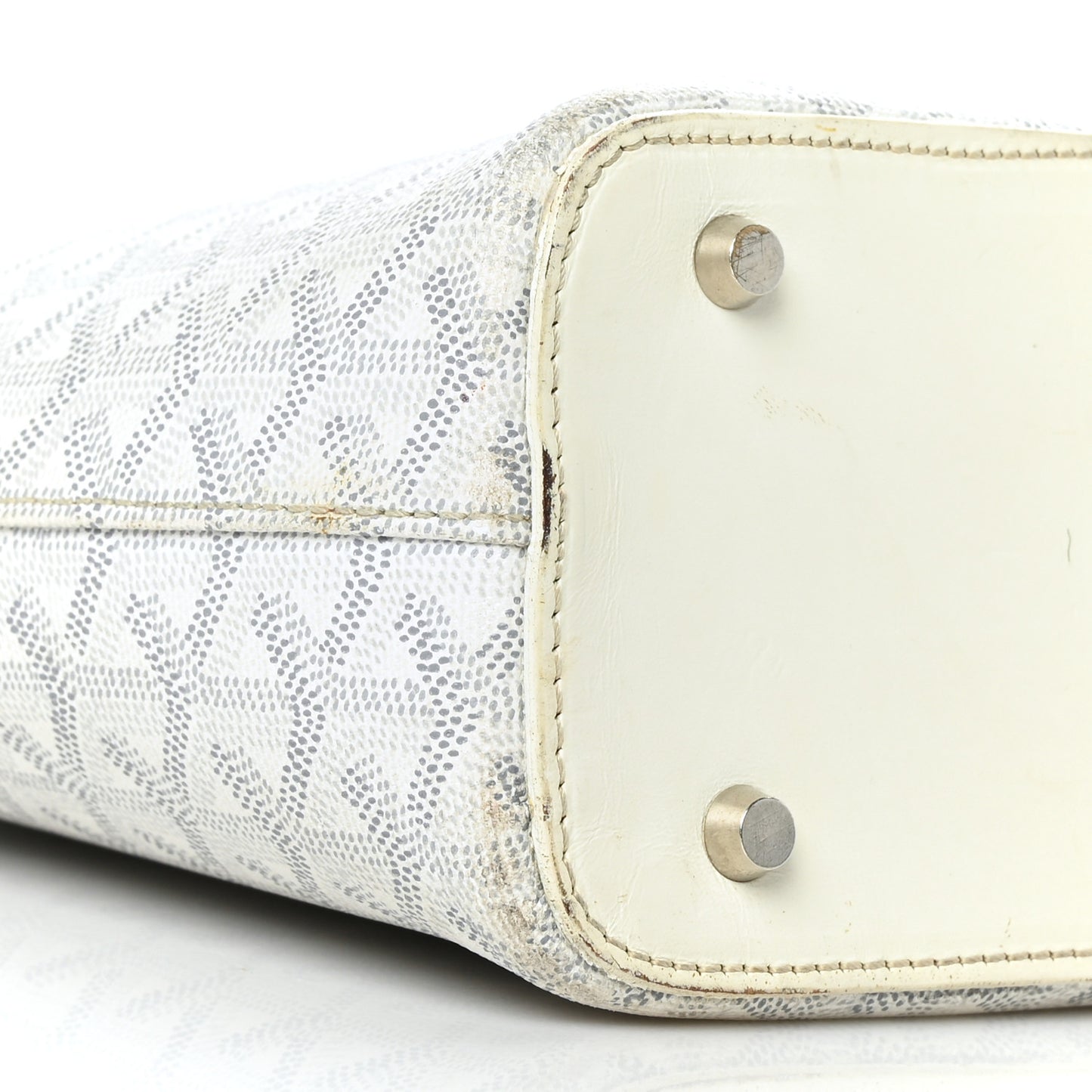 Goyardine Okinawa MM White