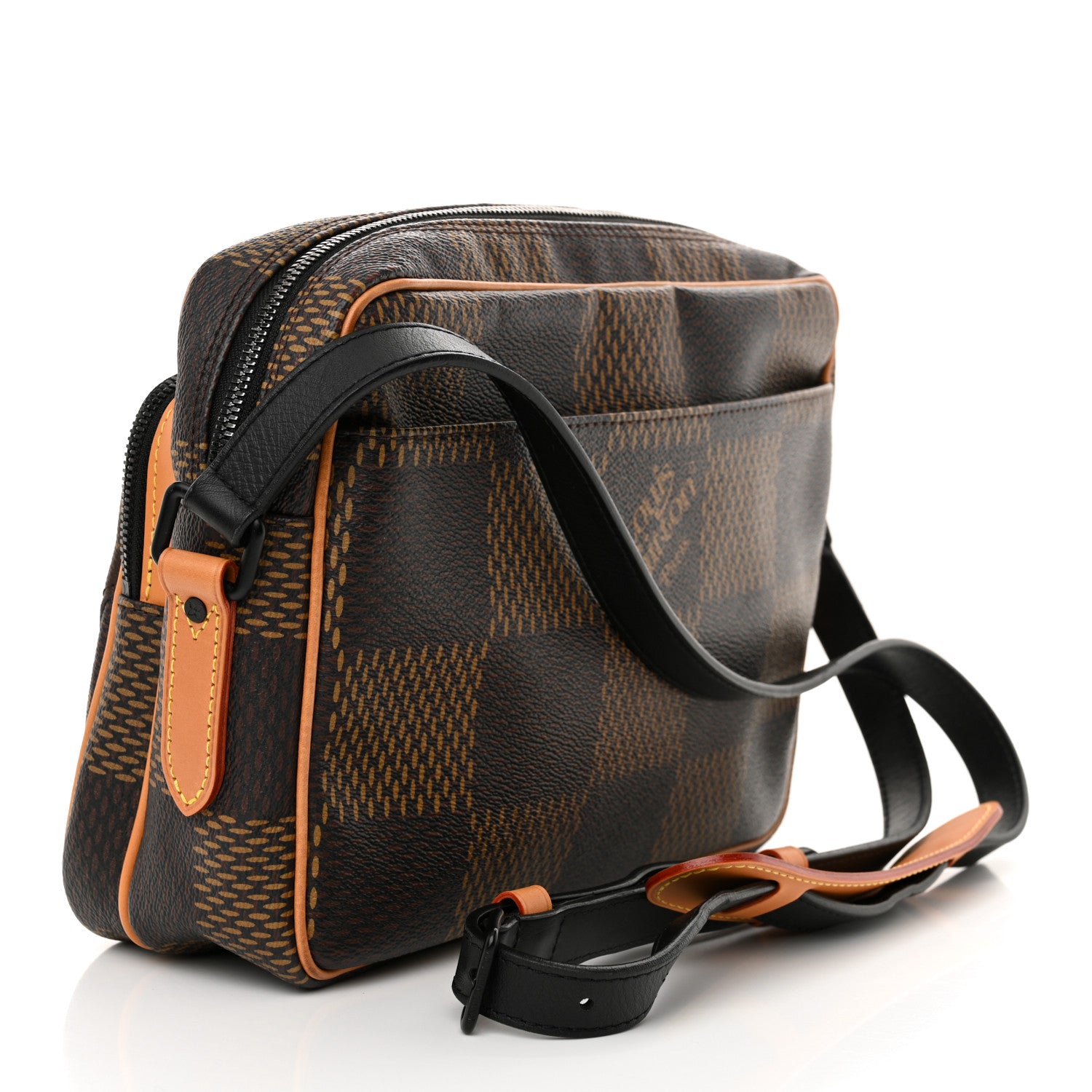 Louis Vuitton x NIGO Giant Damier Ebene Monogram Nil Messenger 3 of 12