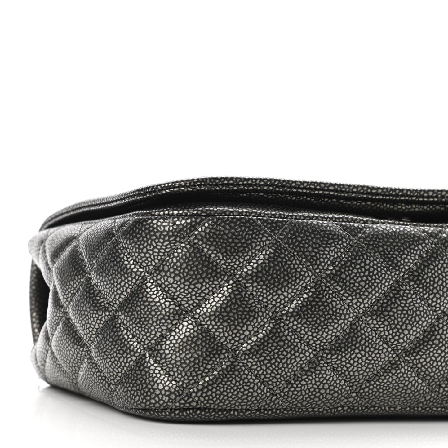 Metallic Caviar Medium Timeless CC Flap Dark Silver