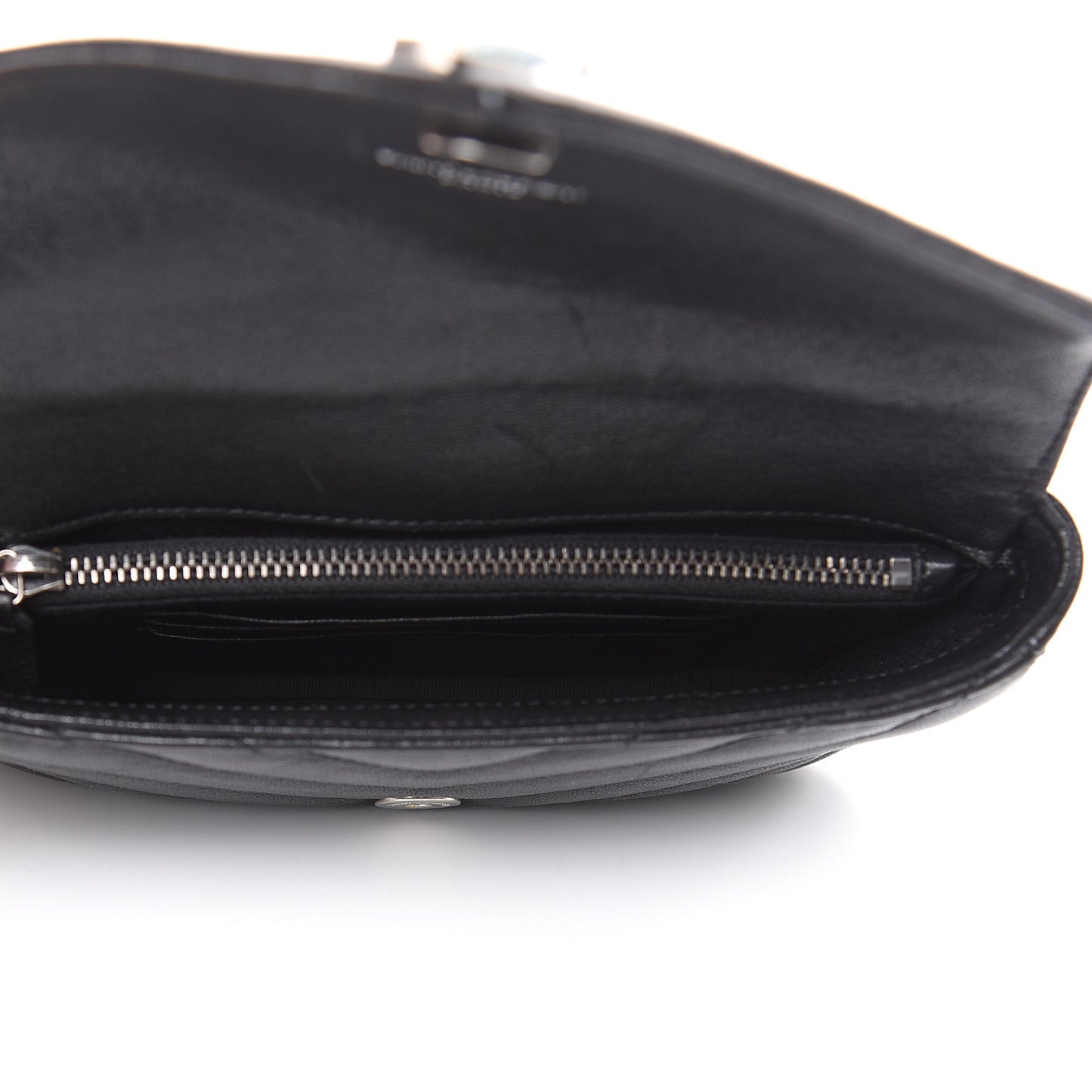 Sheepskin Matelasse Chevron Monogram College Chain Wallet Black