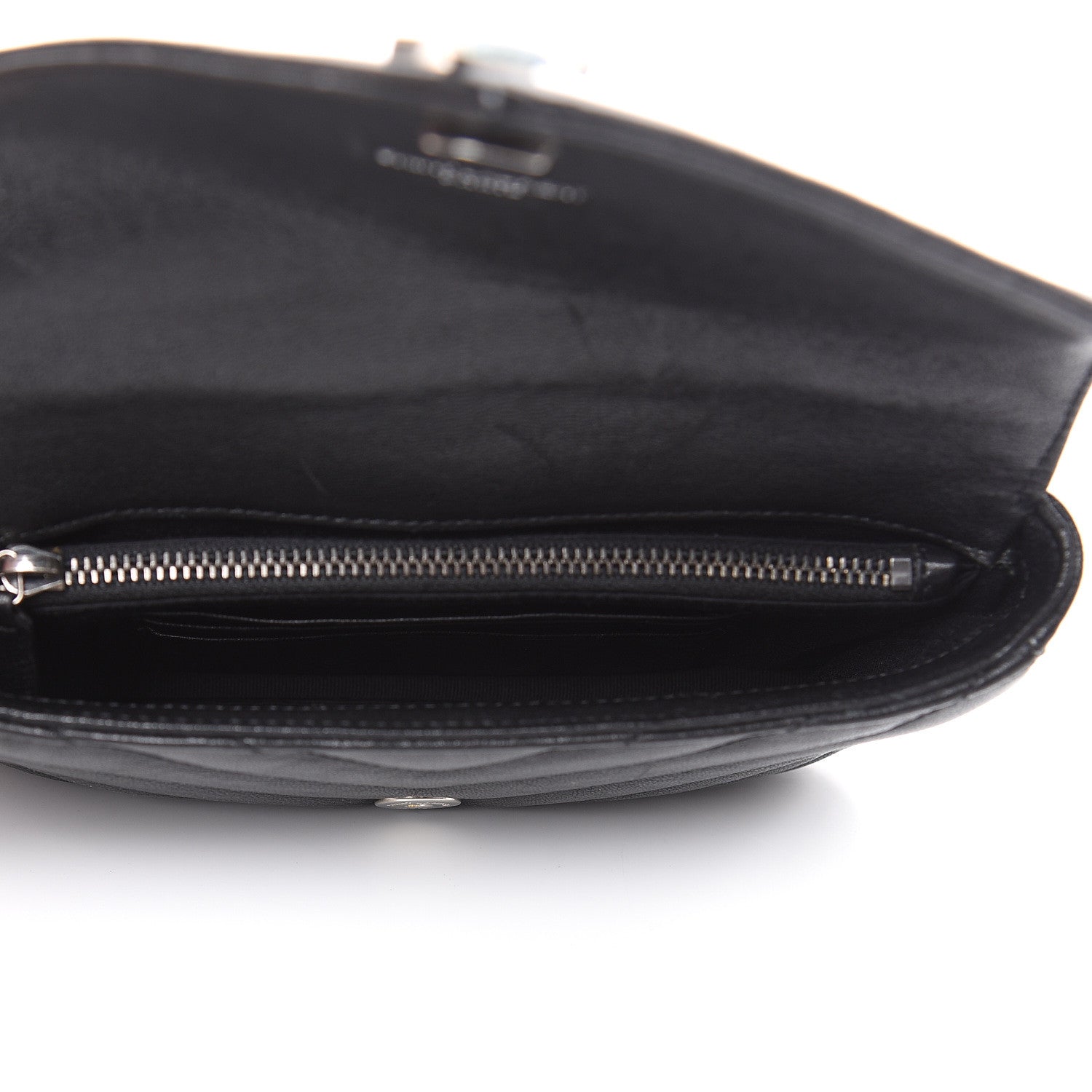 Saint Laurent Sheepskin Matelasse Chevron Monogram College Chain Wallet Black 5 of 10