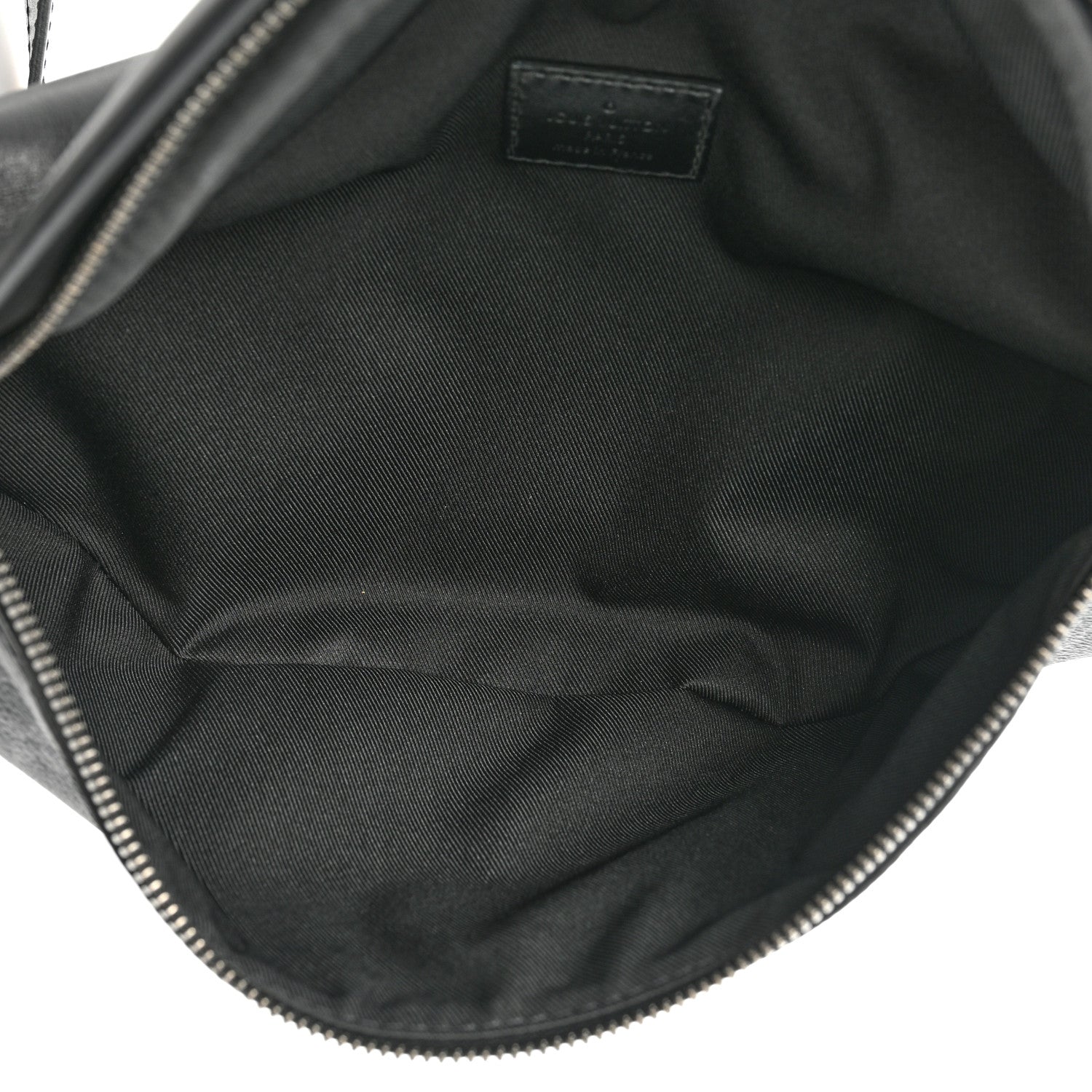 Louis Vuitton Monogram Eclipse Discovery Bumbag 5 of 8