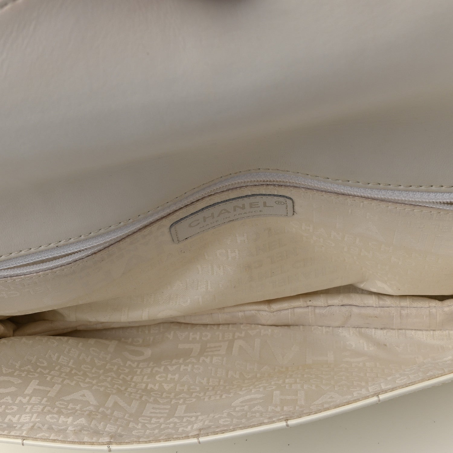 Chanel Patent Square Stitched CC Flap Clutch White 4 of 8