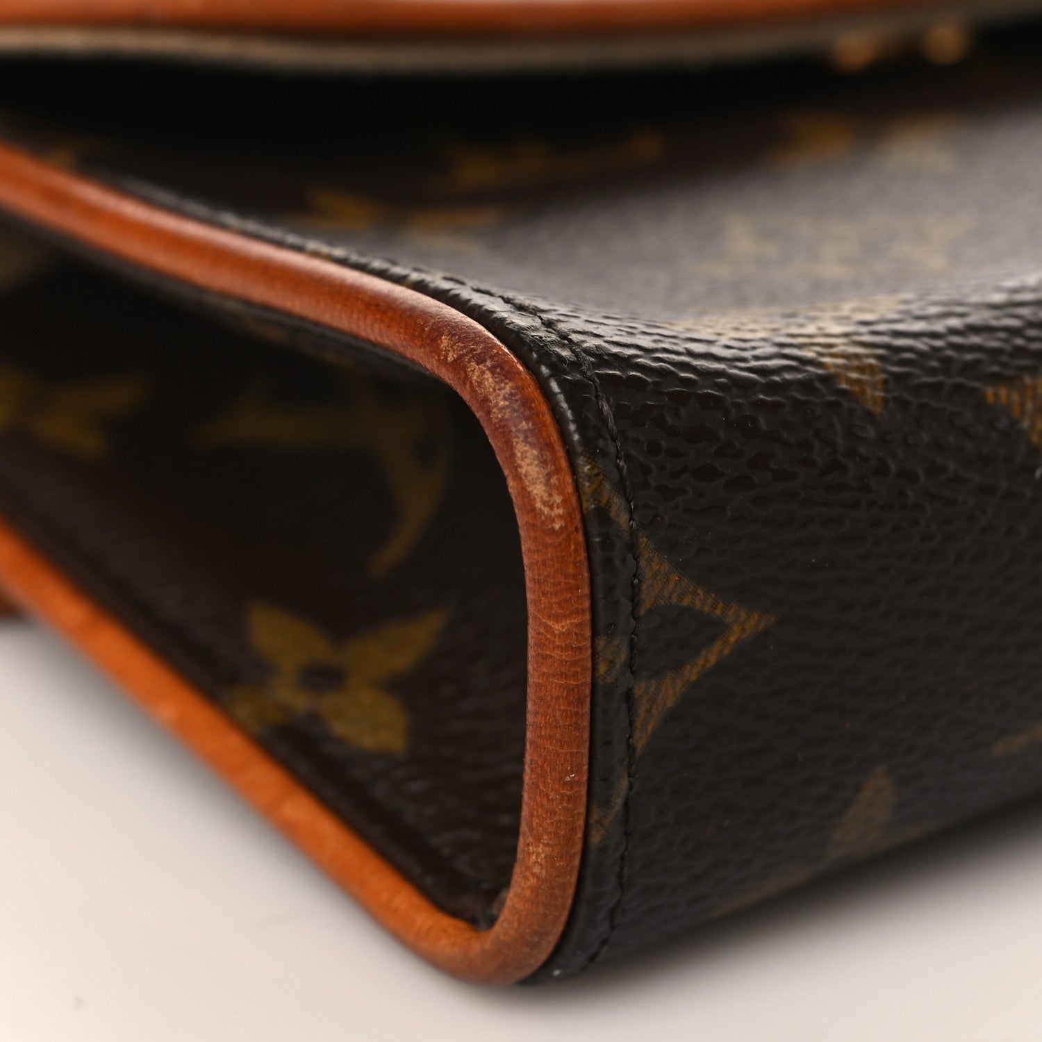 Louis Vuitton Monogram Pochette Florentine S 7 of 11