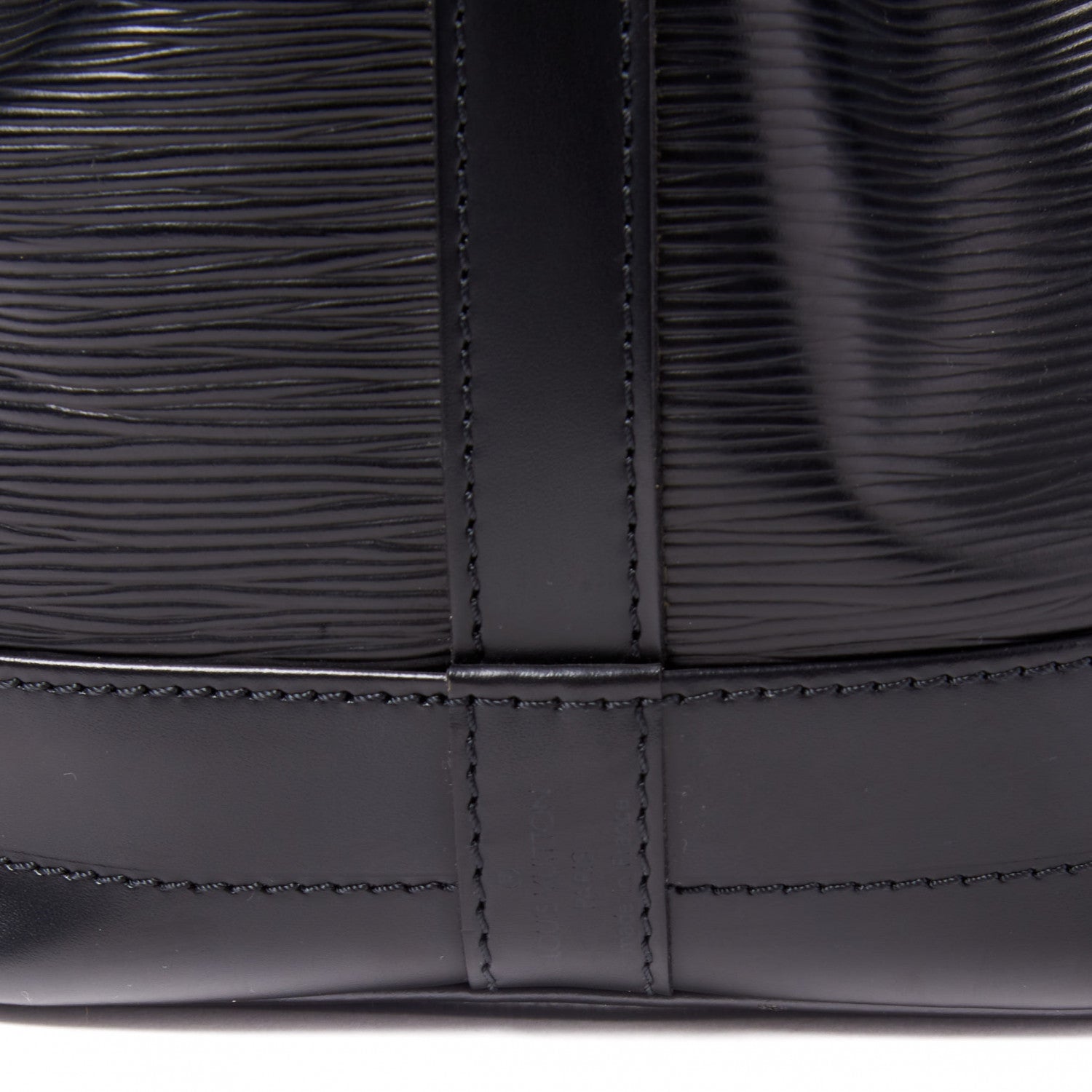 Louis Vuitton Epi Noe Black 6 of 7