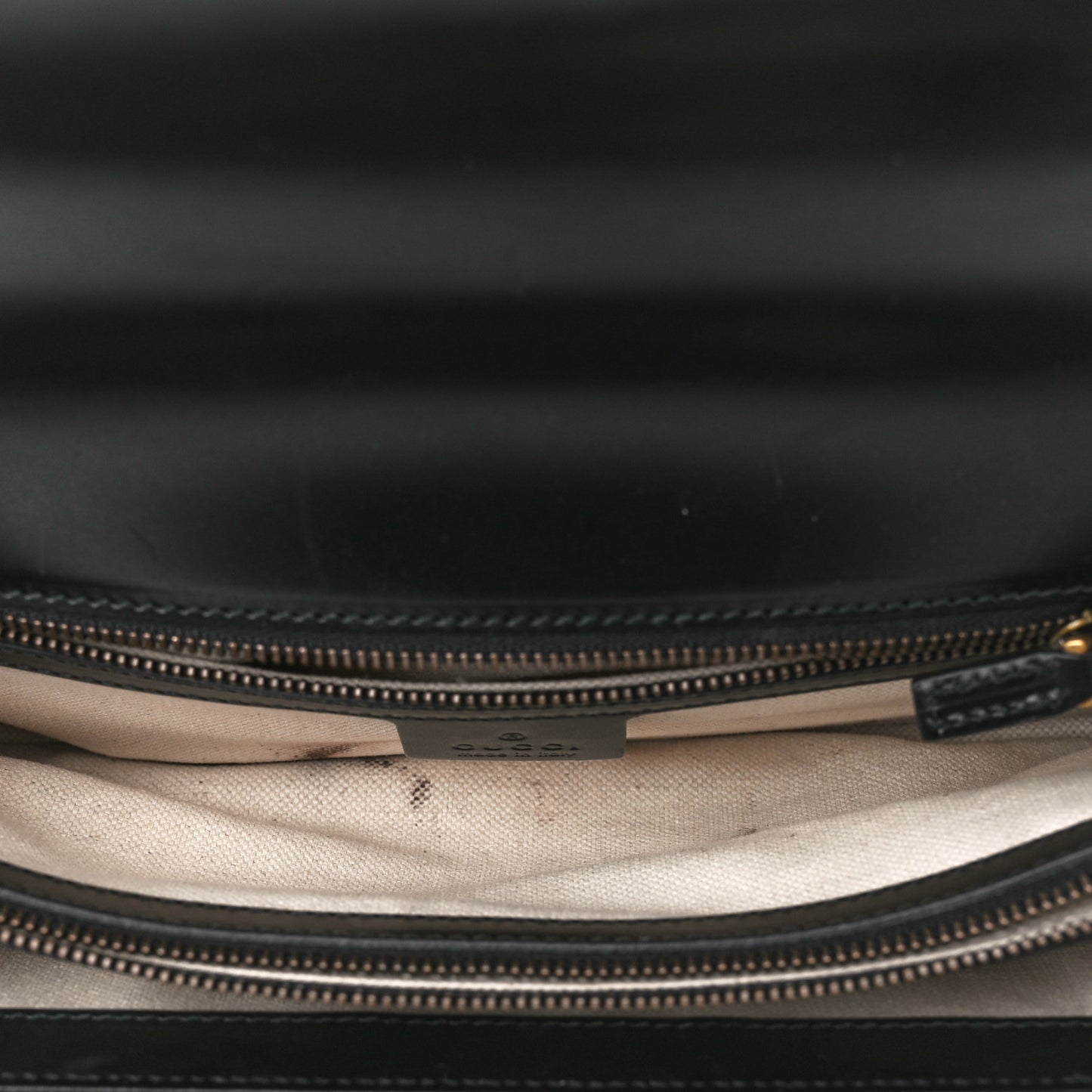 Knight Calfskin Malaga Kid Heart Medium GG Marmont Chain Handle Bag Black Hibiscus Red Multicolor