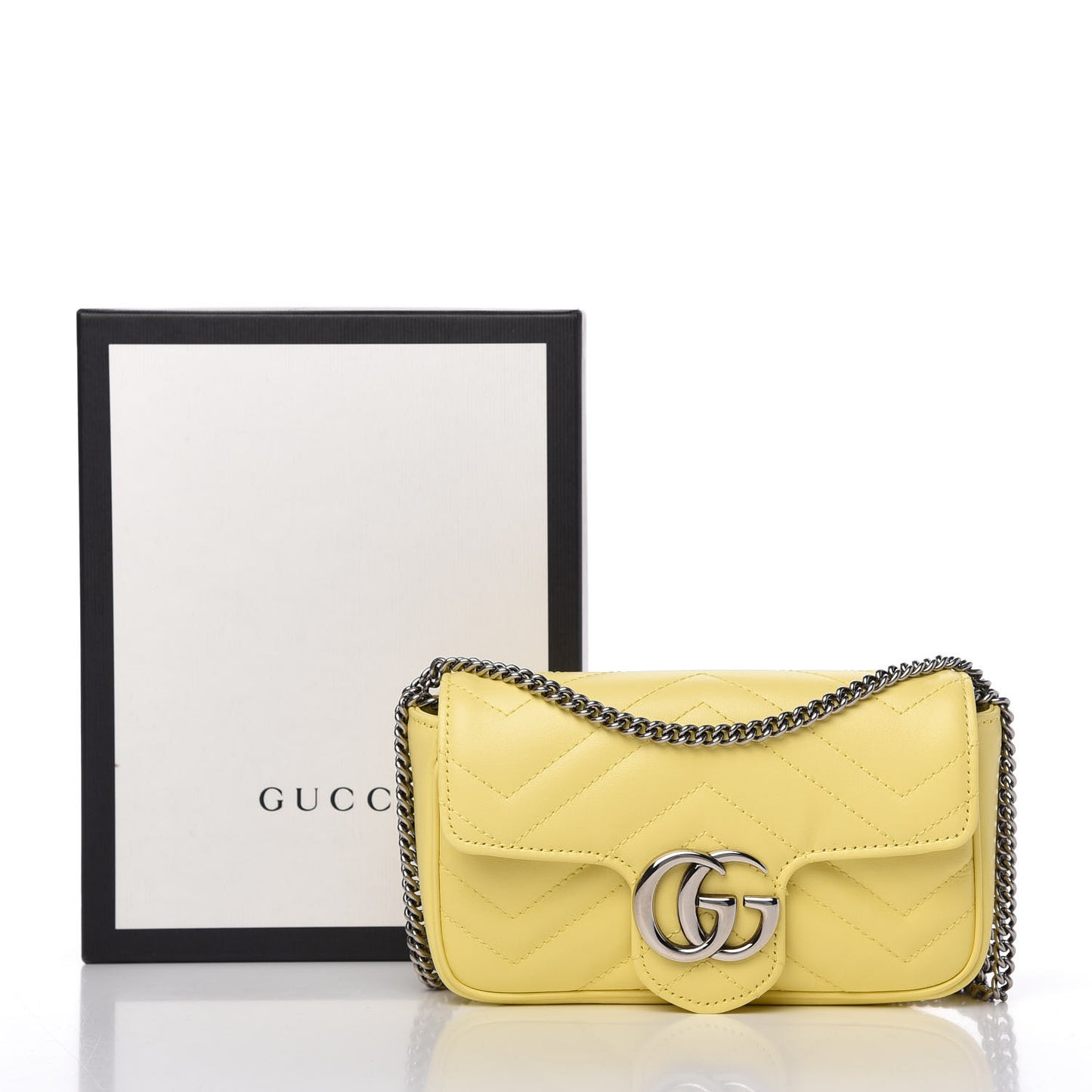 Calfskin Matelasse Super Mini GG Marmont Shoulder Bag Banana