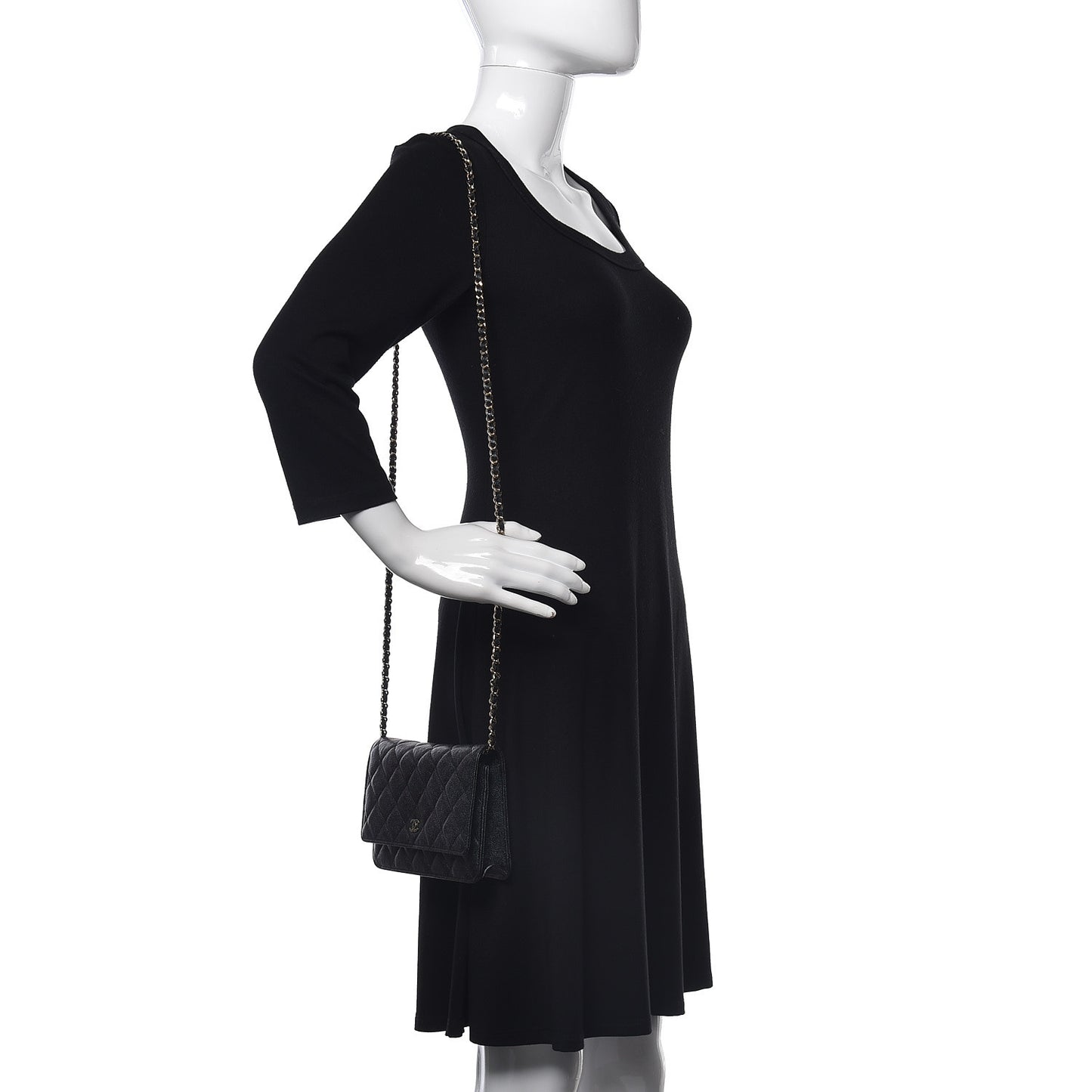 Iridescent Caviar Quilted Wallet On Chain WOC Black