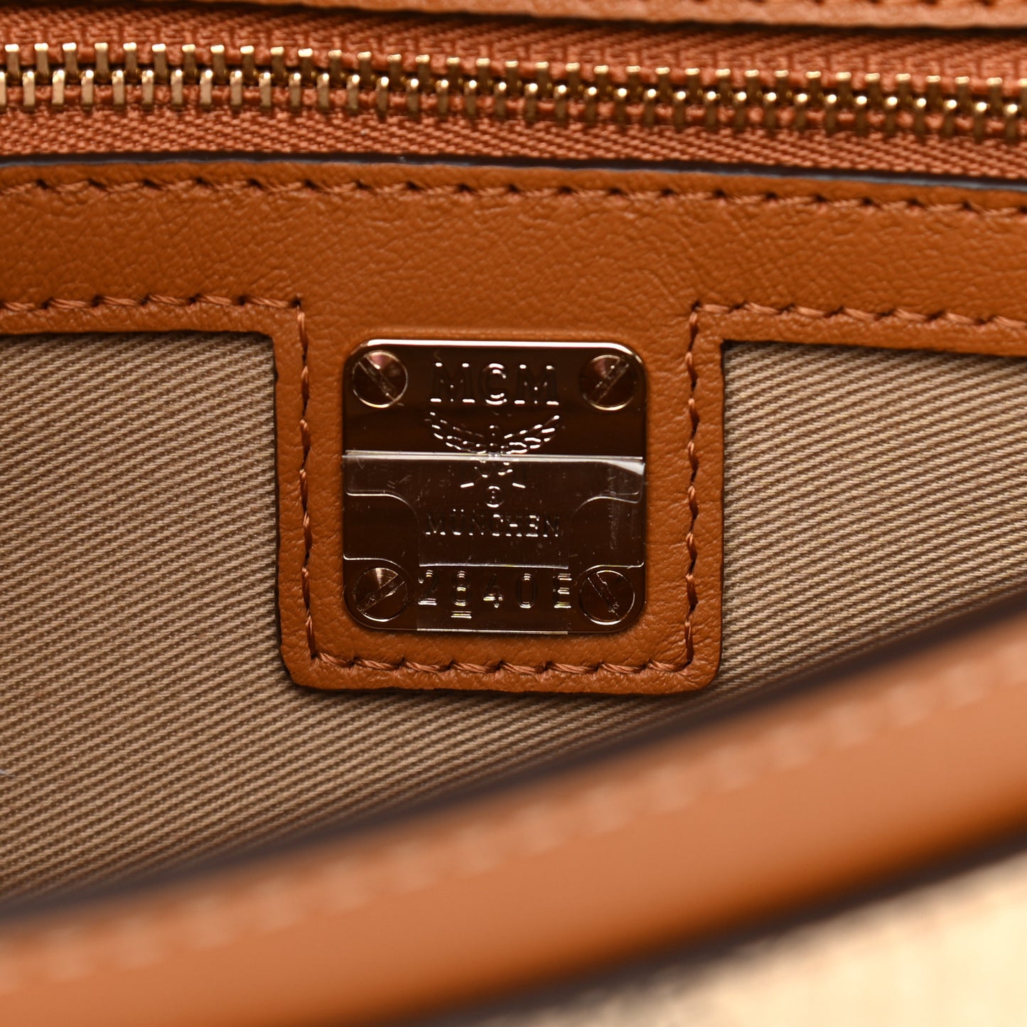Metallic Visetos Medium Millie Crossbody Bag Berlin Gold