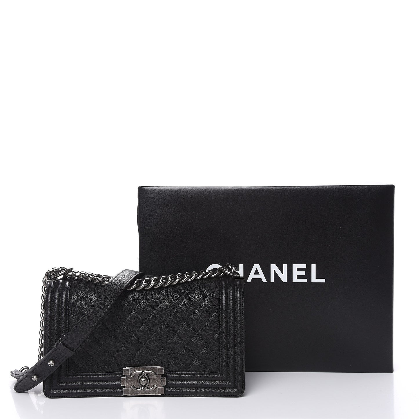 Caviar Quilted Medium Boy Flap Black