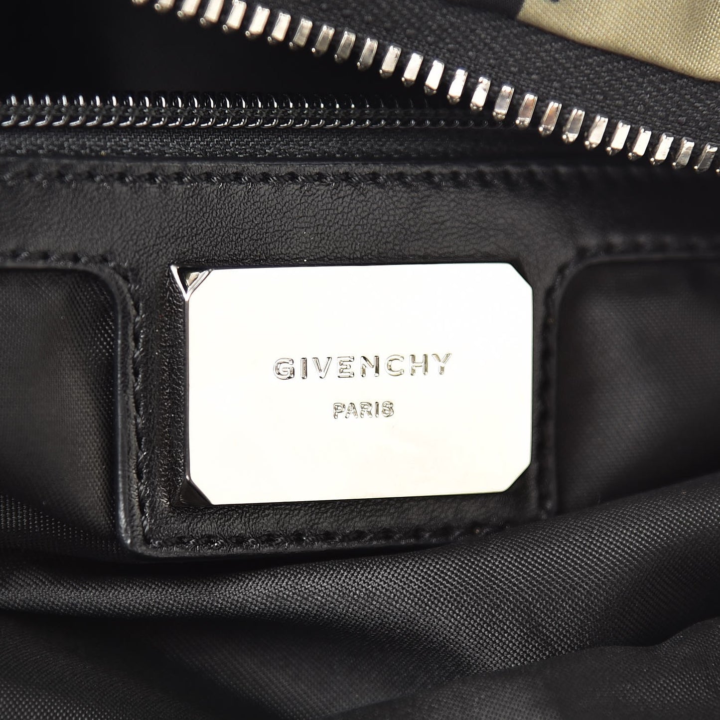 Nylon Camo Print Messenger Multicolor