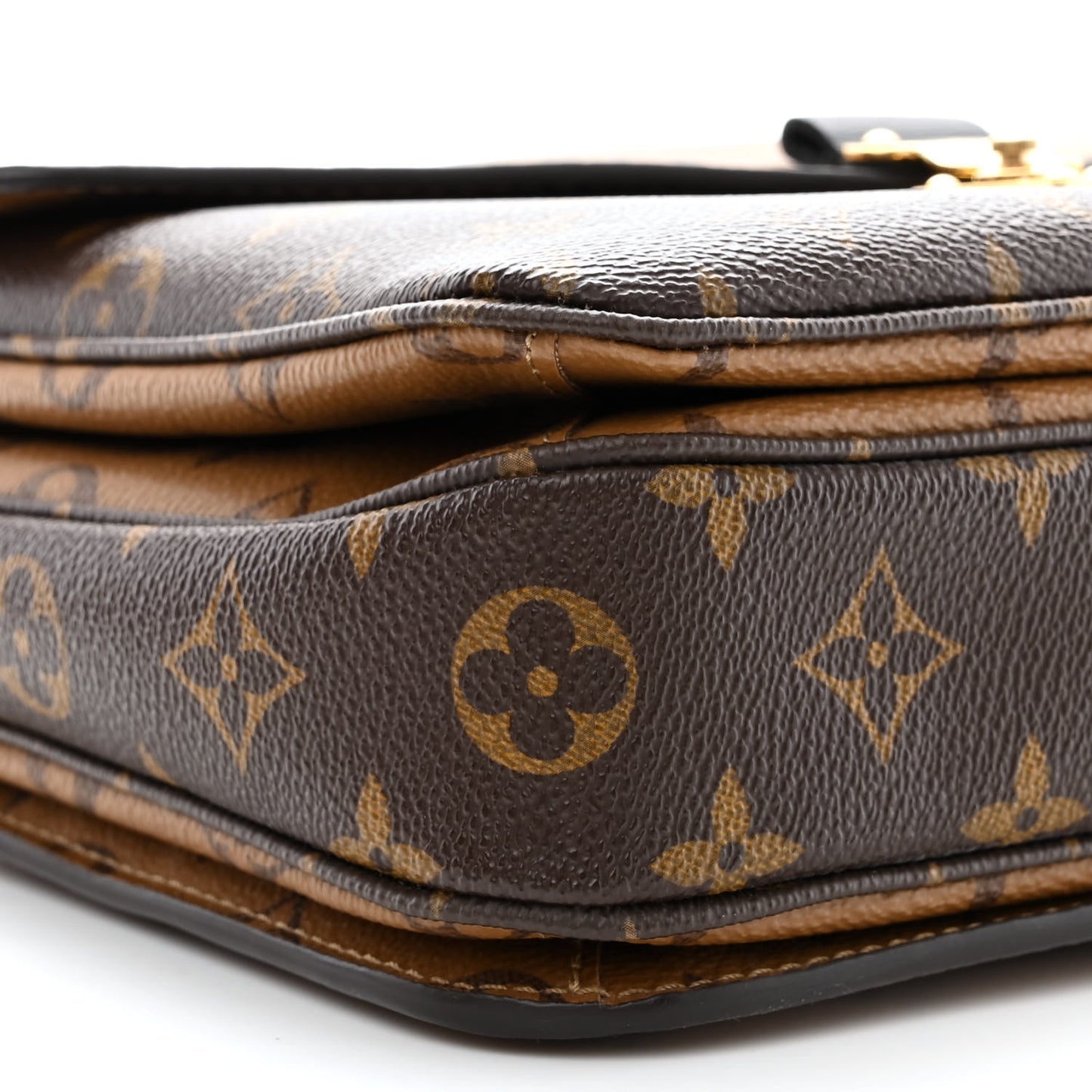 Reverse Monogram Pochette Metis