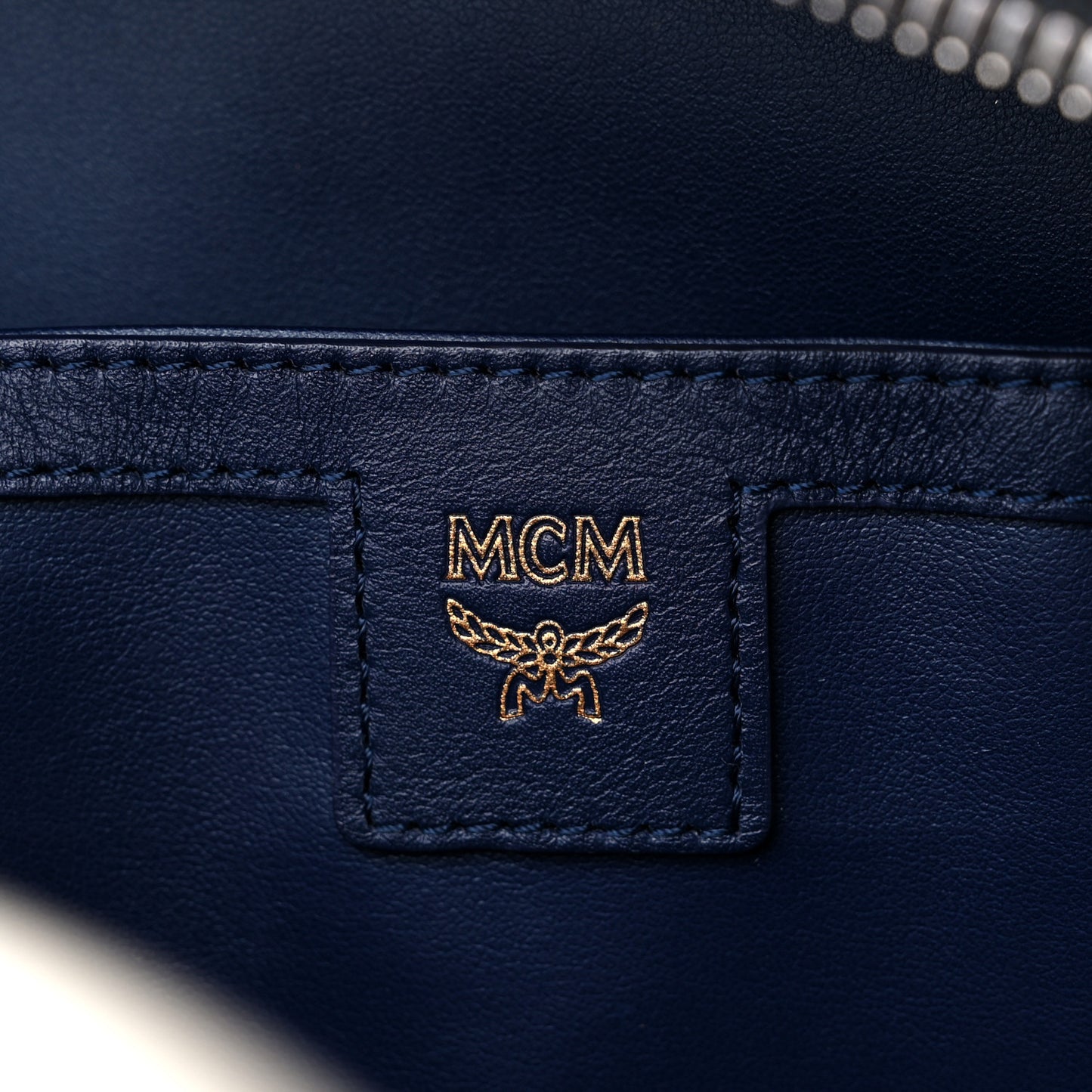 Visetos Medium Side Studs Stark Backpack White