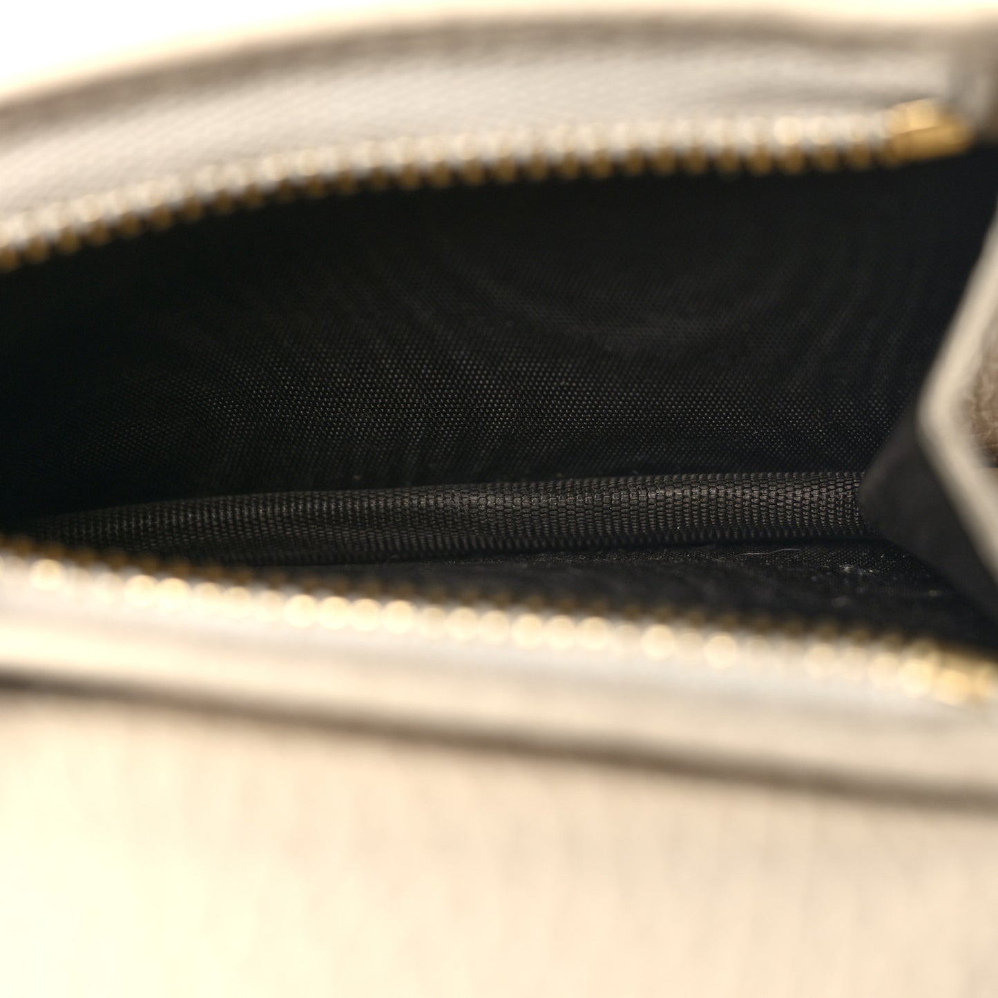 Dollar Calfskin GG Supreme Monogram GG Marmont Card Case Mystic White Beige Ebony