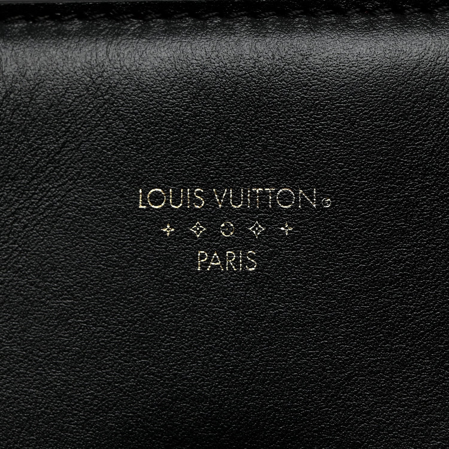 Louis Vuitton Smooth Calfskin LV Pont 9 Black 6 of 10