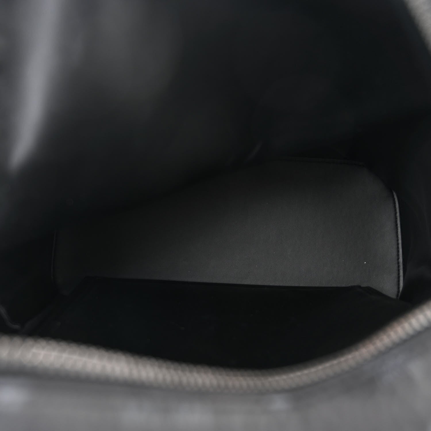 MCM otor Visetos Medium Stark Backpack Black 5 of 10