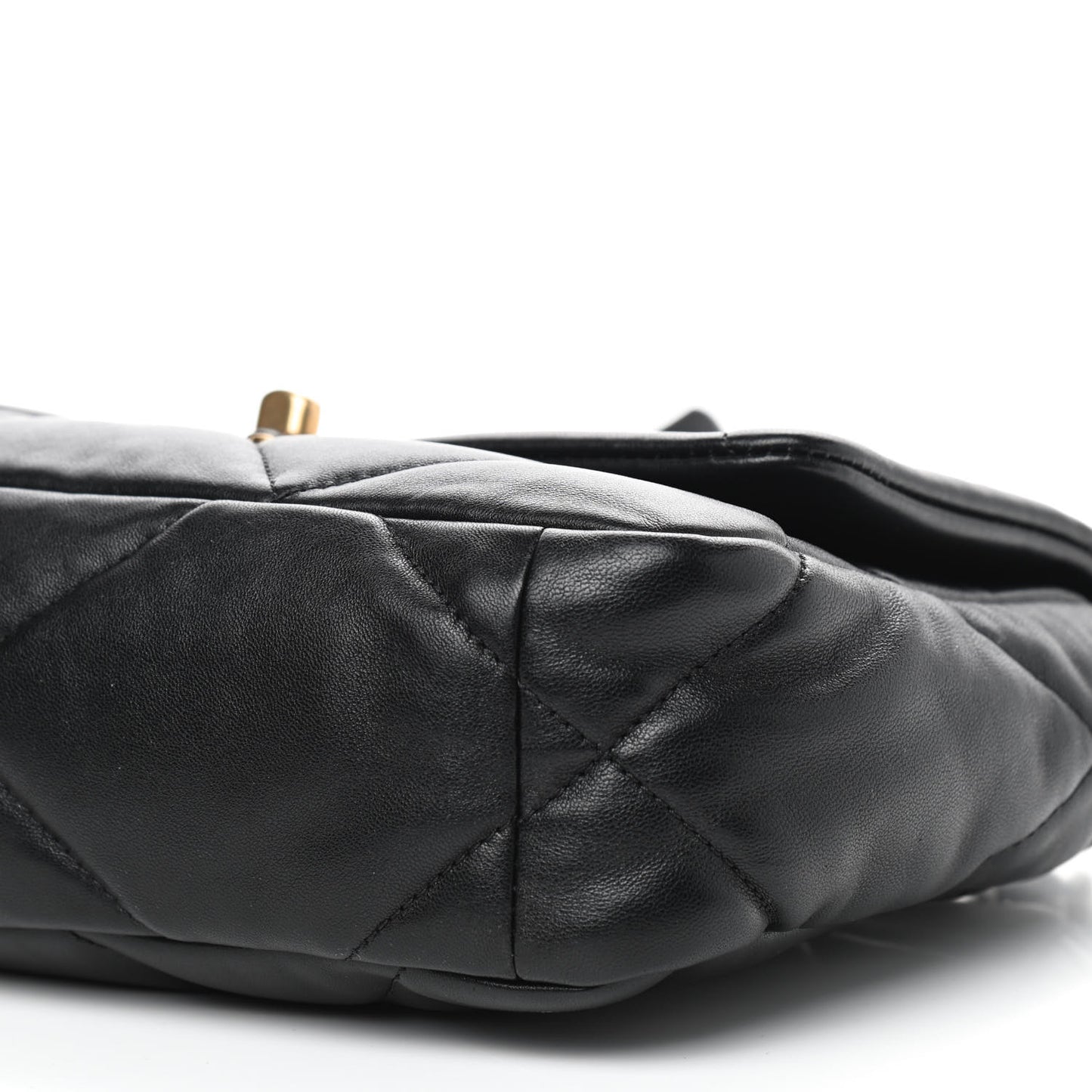 Lambskin Quilted Medium Chanel 19 Flap Black