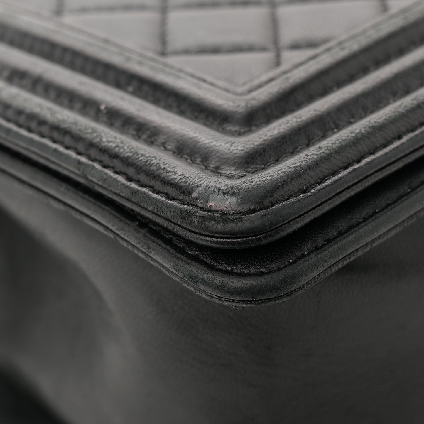 Lambskin Quilted Medium Boy Flap Black