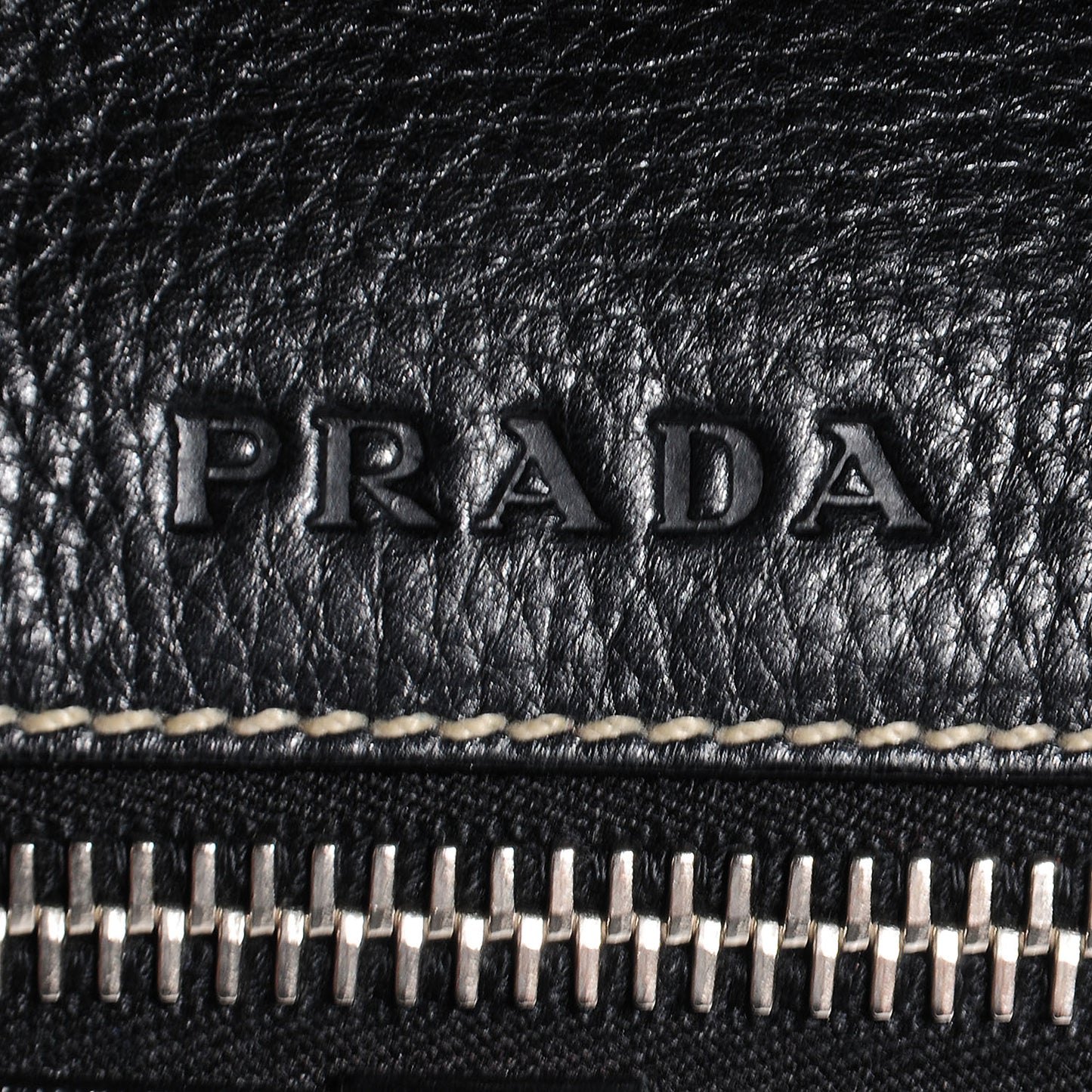 Vitello Daino Shoulder Bag Nero Black