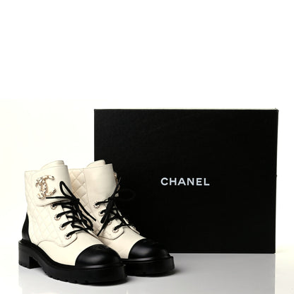Chanel Shiny Goatskin Calfskin Quilted Lace Up Combat Boots 39 White Black 14 of 14