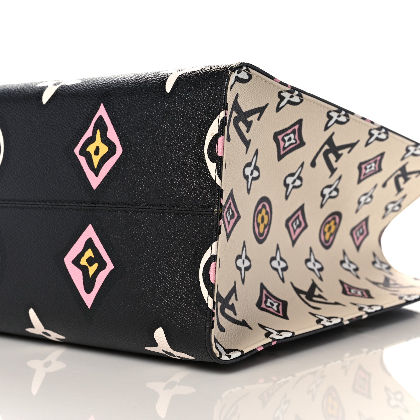Monogram Giant Wild At Heart Onthego GM Black
