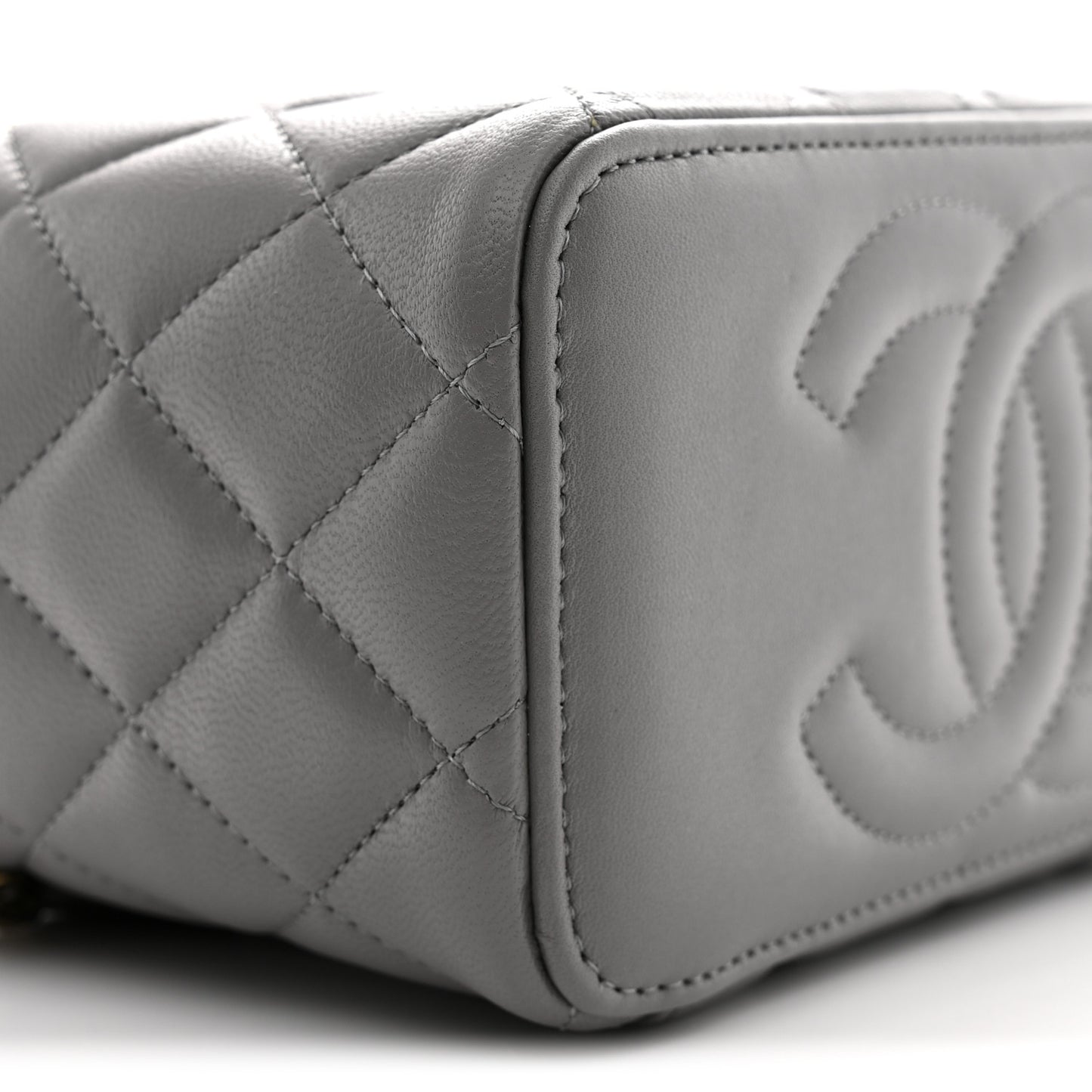 Lambskin Quilted Metal Small Top Handle Vanity Case With Chain Grey