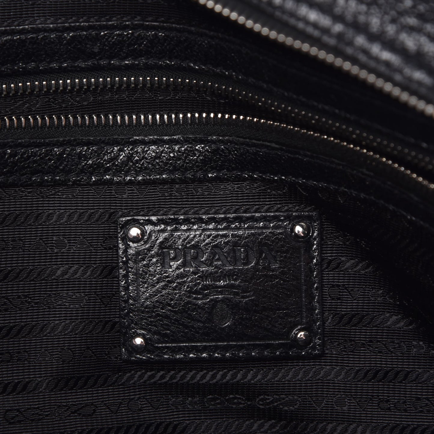 Tessuto Nylon Cervo Lux Dome Satchel Black