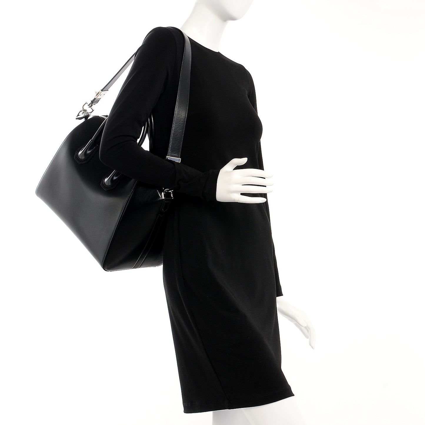 Shiny Lord Calfskin Medium Antigona Black