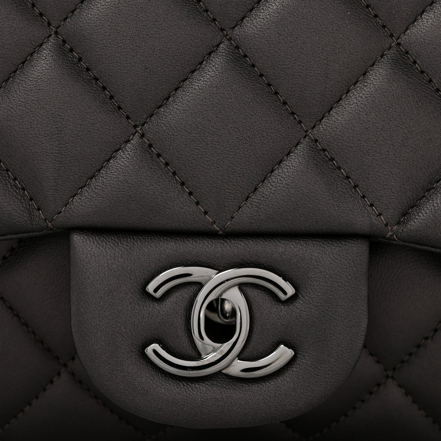 Metallic Lambskin Quilted Maxi Single Flap Dark Grey