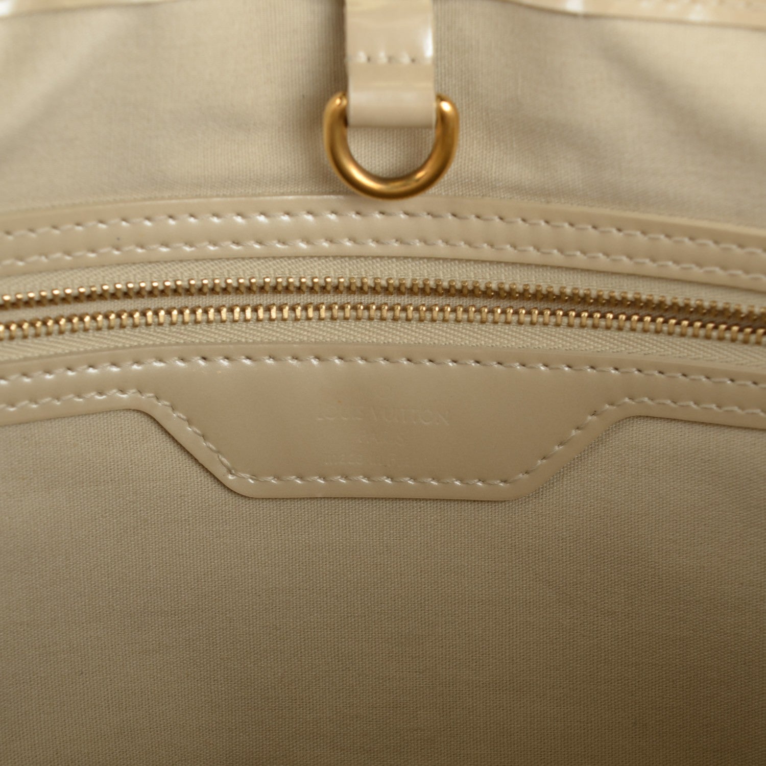 Louis Vuitton Vernis Wilshire MM Blanc Corail 7 of 10