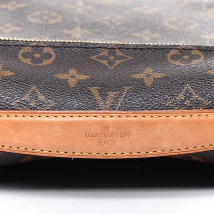 Louis Vuitton Monogram Pochette Metis 19 of 27