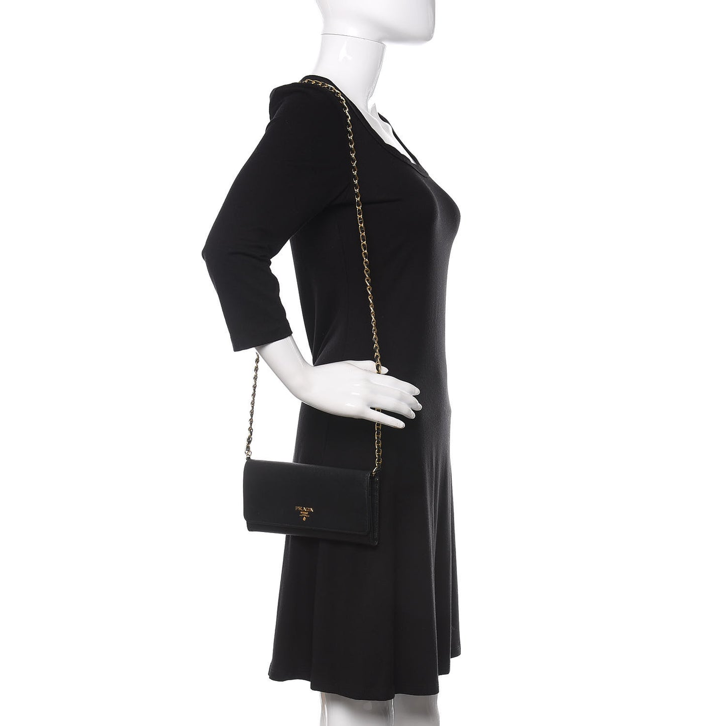 Saffiano Metal Oro Chain Wallet Black