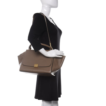 Celine Smooth Calfskin Medium Trapeze Souris 3 of 12
