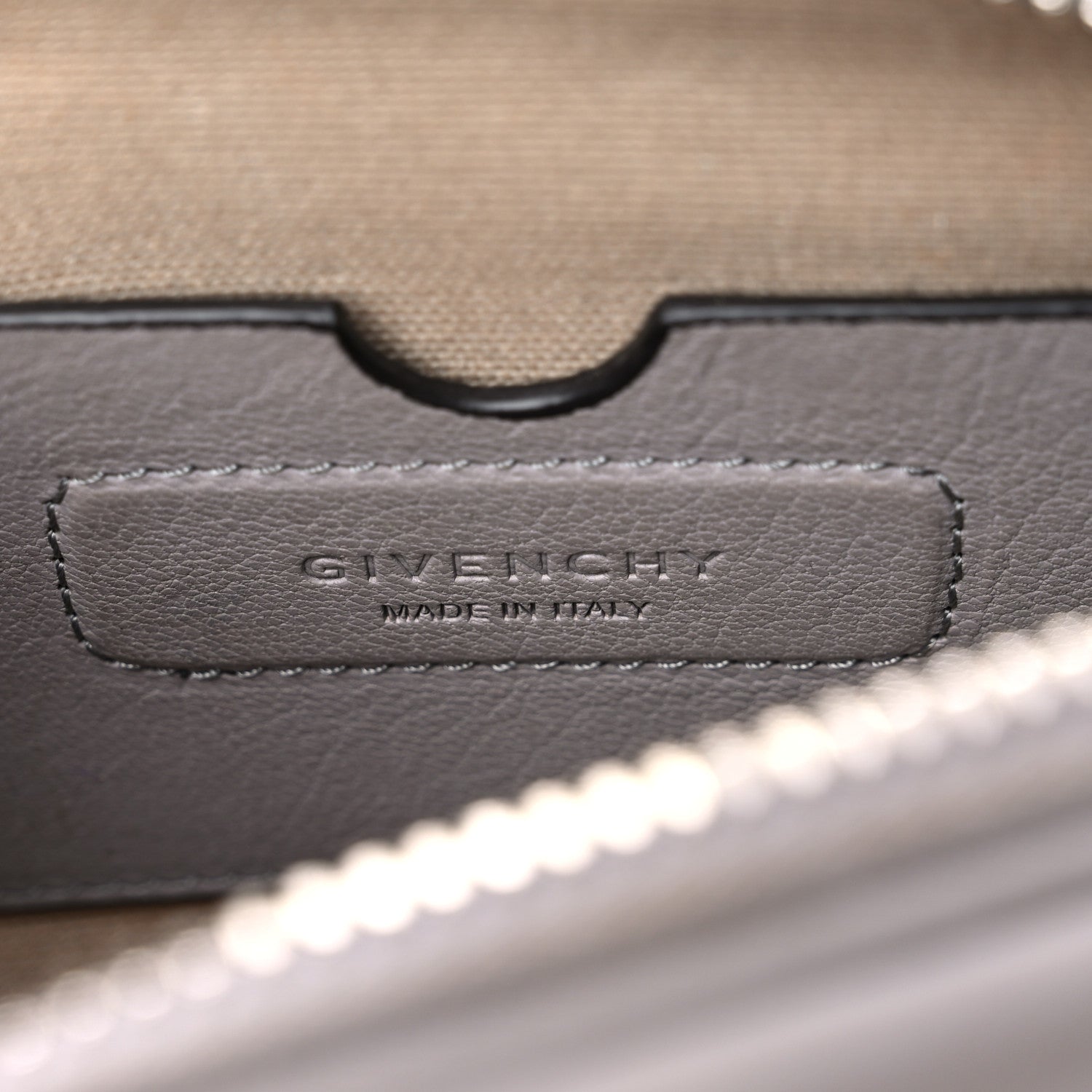 Givenchy Sugar Goatskin Nano Antigona Pearl Grey 5 of 16