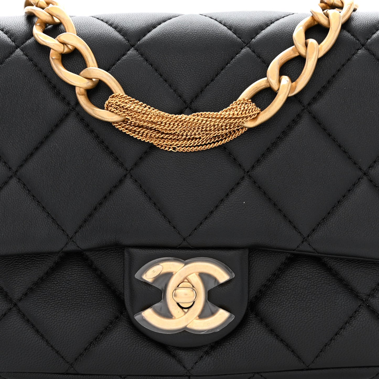 Lambskin Quilted Chain Flap Black