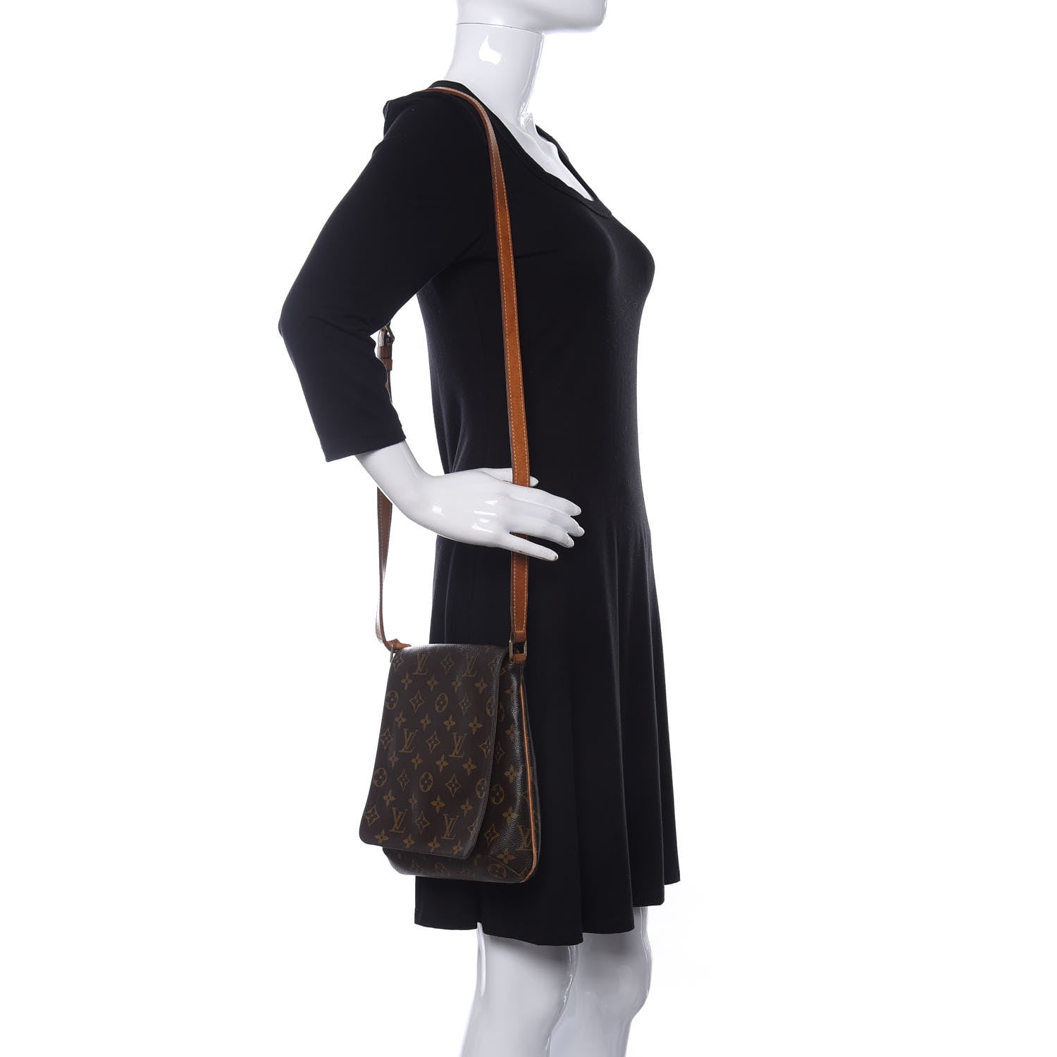 Louis Vuitton Monogram Musette Salsa 2 of 9