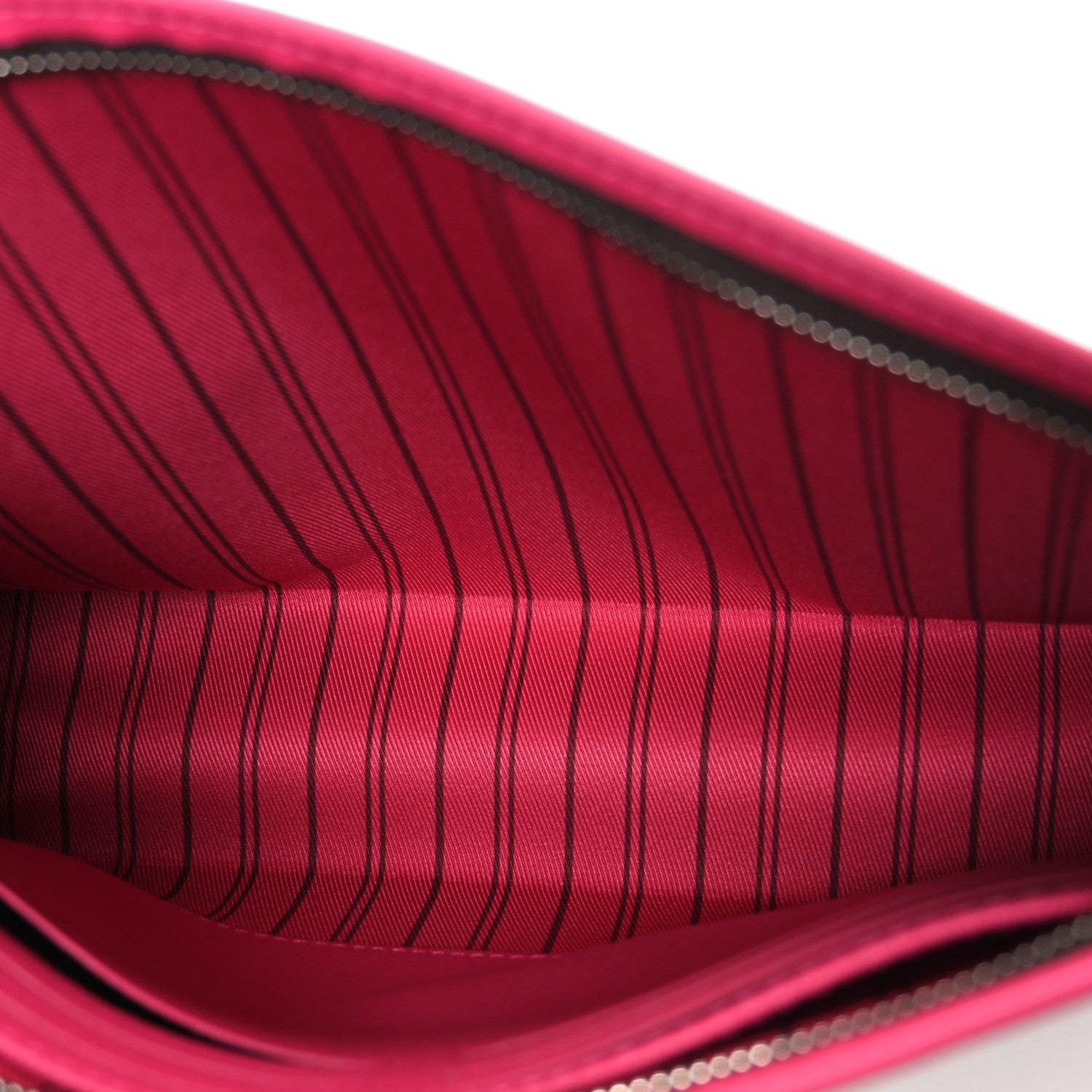 Louis Vuitton Monogram Macassar Pochette Voyage MM  Fuchsia 5 of 7