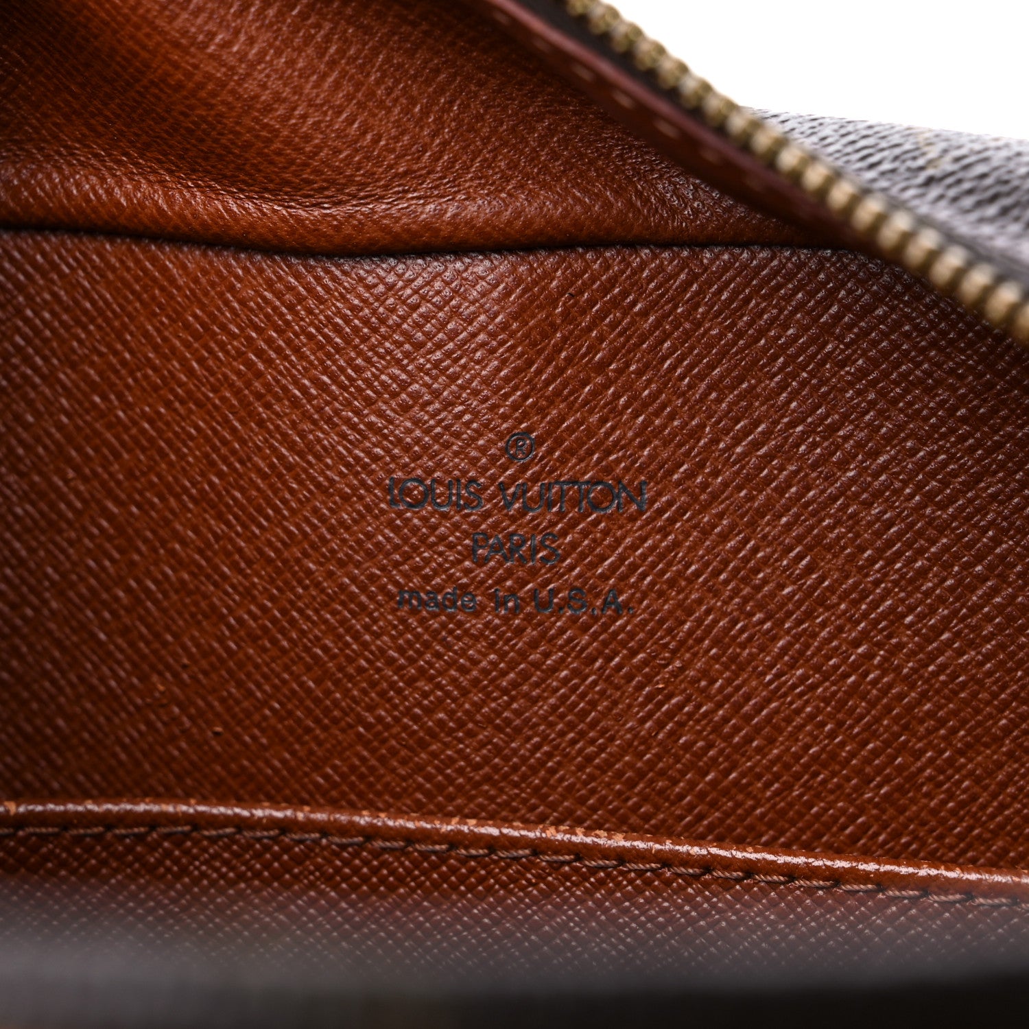 Louis Vuitton Monogram Cite MM 6 of 22