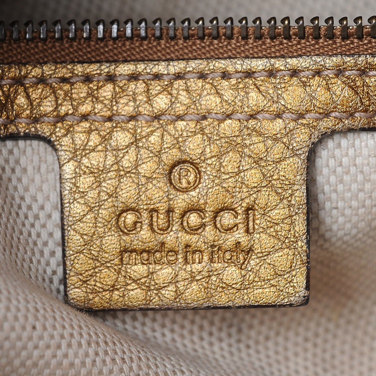 Gucci Metallic Pebbled Calfskin Medium Soho Chain Shoulder Bag Gold Ombre 6 of 10