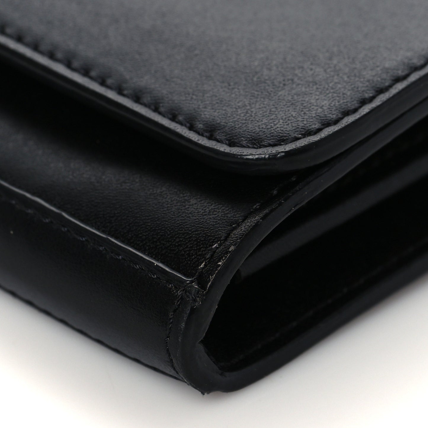 Vitello Liberty Lucido F is Fendi Wallet on Chain Black
