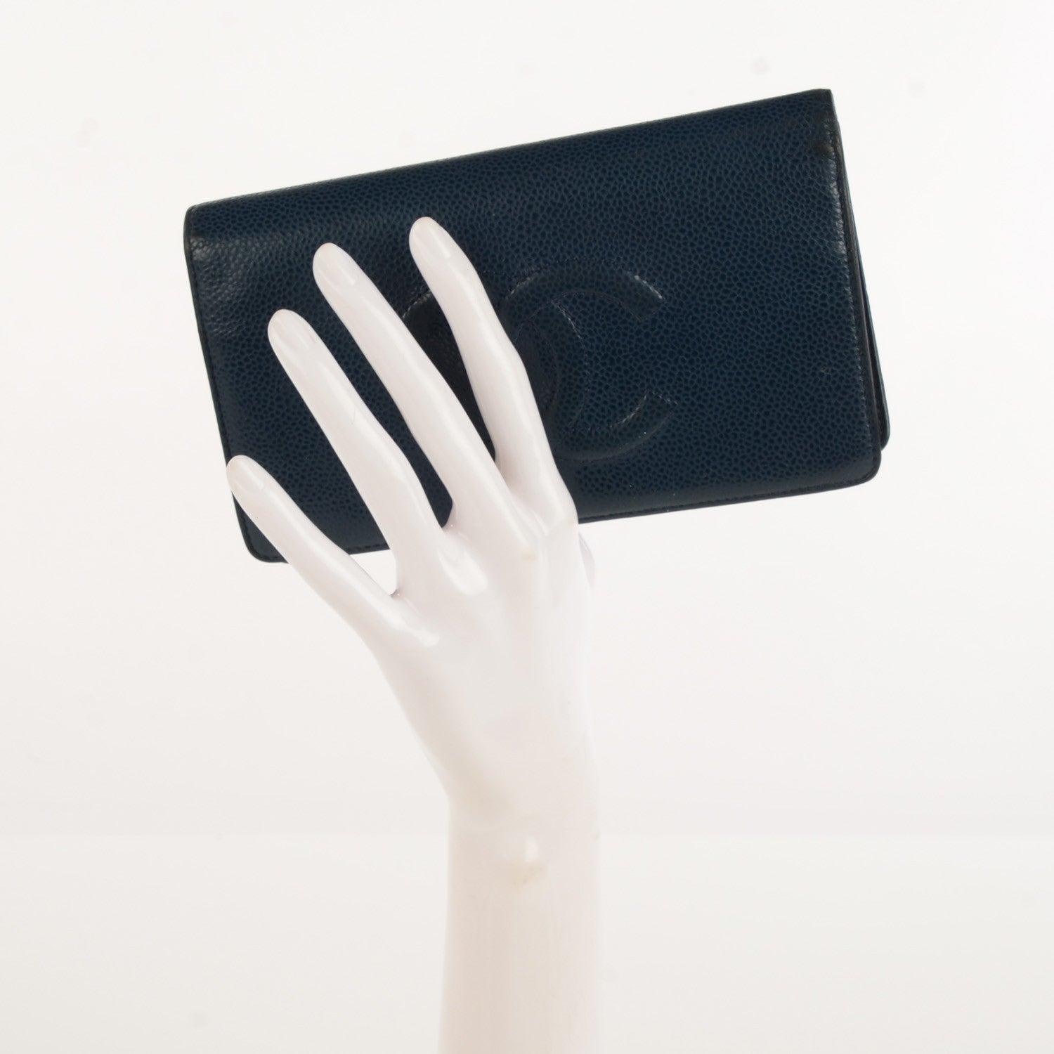 Chanel Caviar Timeless CC Yen Wallet Navy 2 of 8