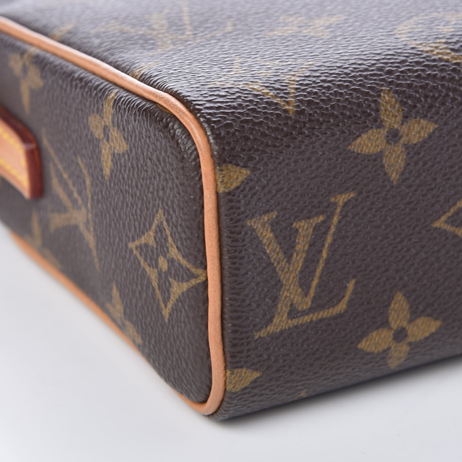 Louis Vuitton Monogram Recital 8 of 9