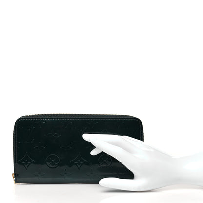 Louis Vuitton Vernis Zippy Wallet Bleu Nuit 2 of 9